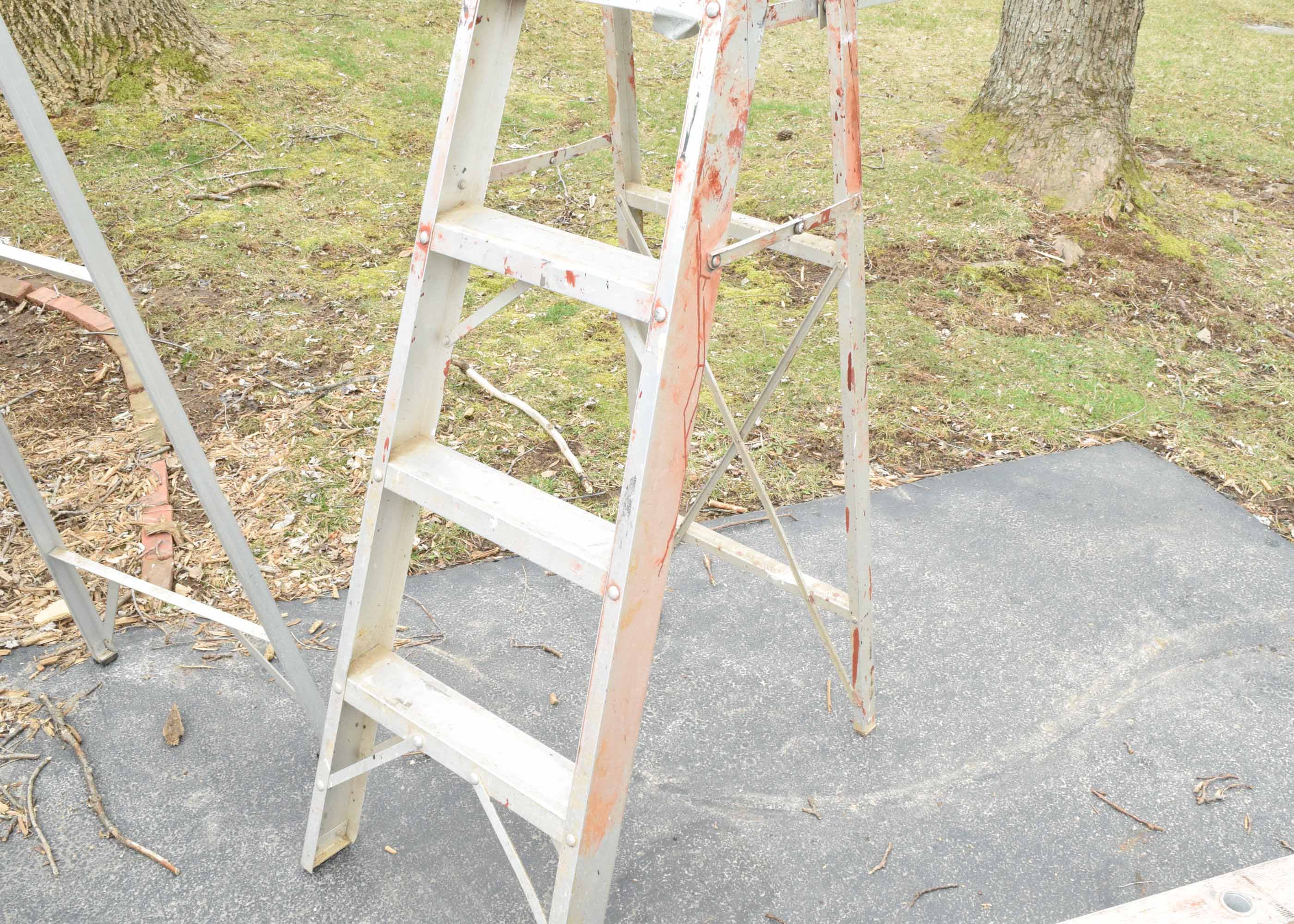 Outdoor Ladder Trio