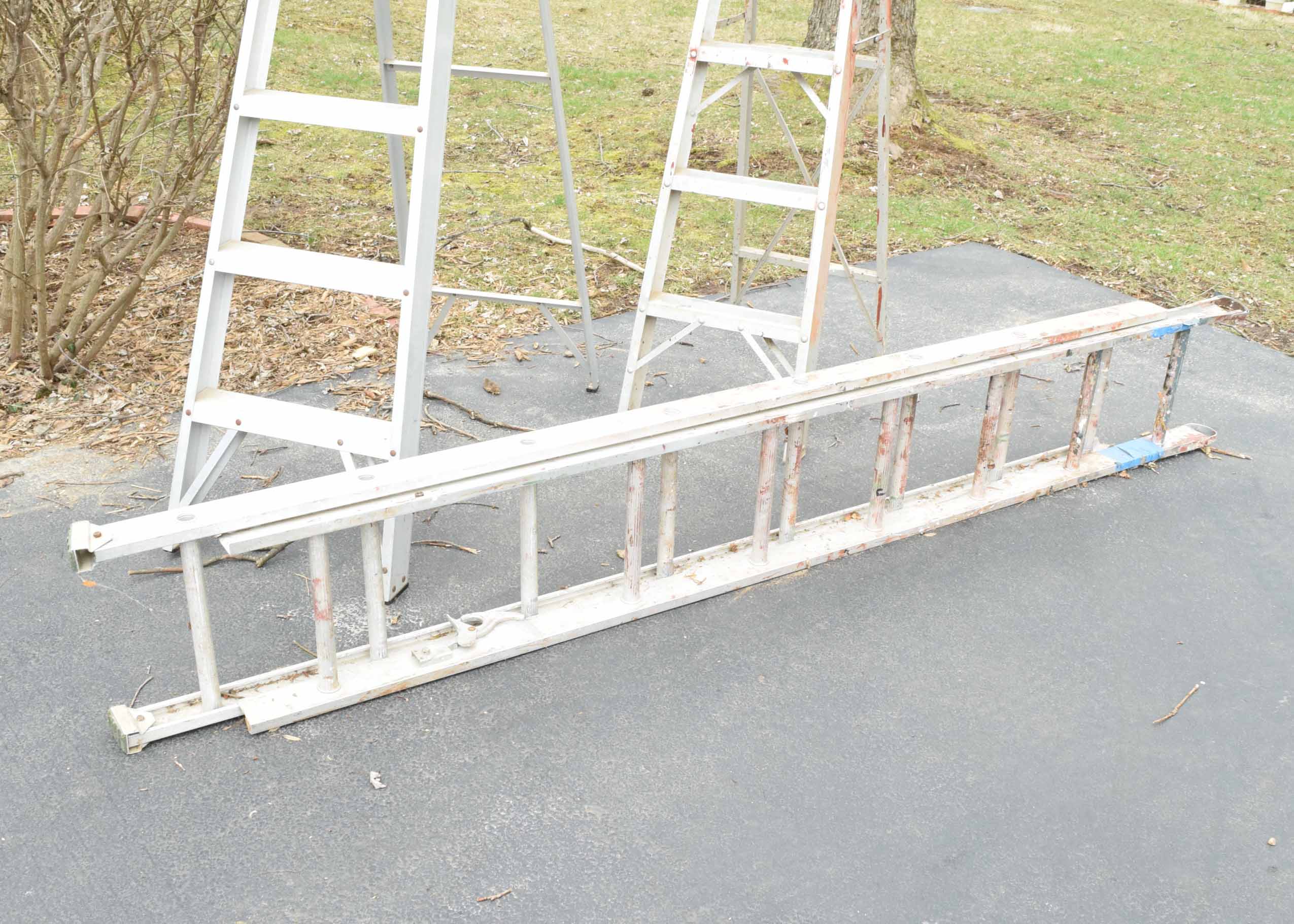 Outdoor Ladder Trio