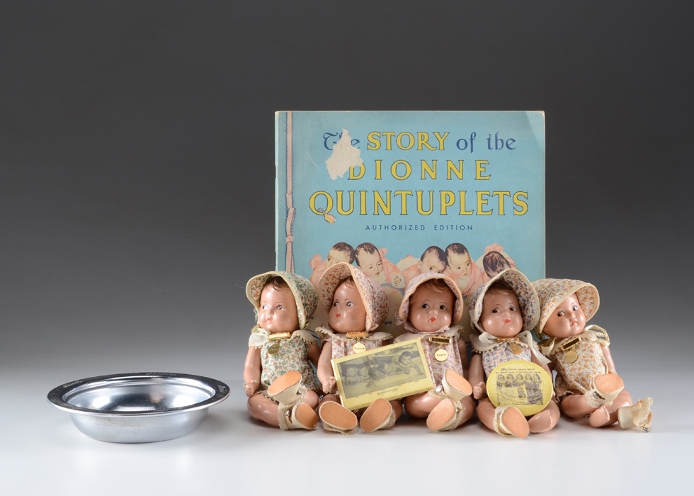 Dionne Quintuplets Doll Set