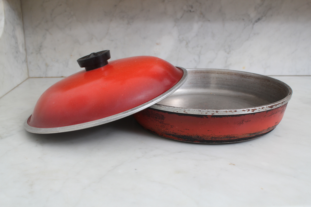 Club Aluminum Cookware and Other Vintage Kitchen Items