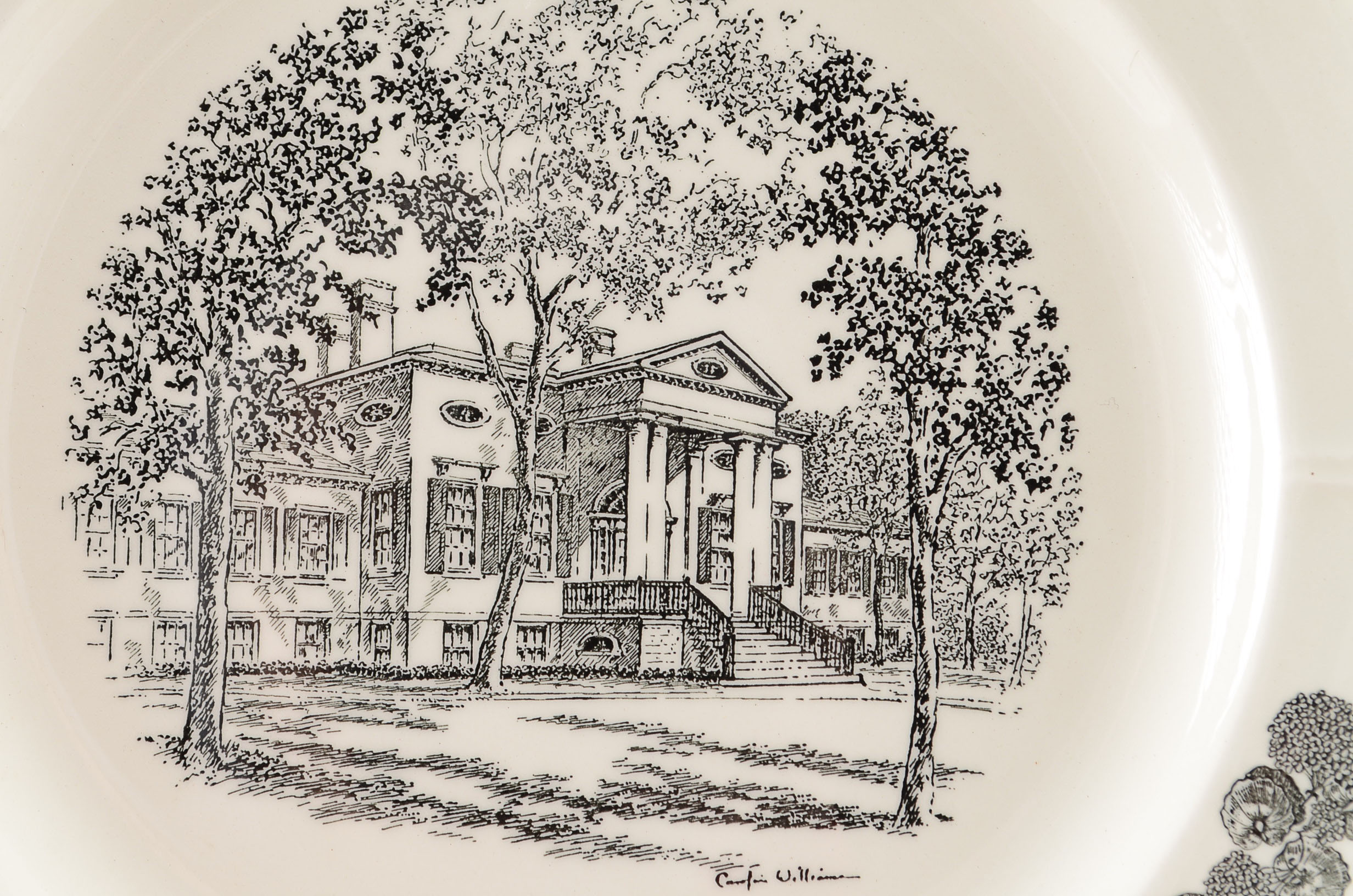 Assortment of Limited Edition Cincinnati Landmark Plates