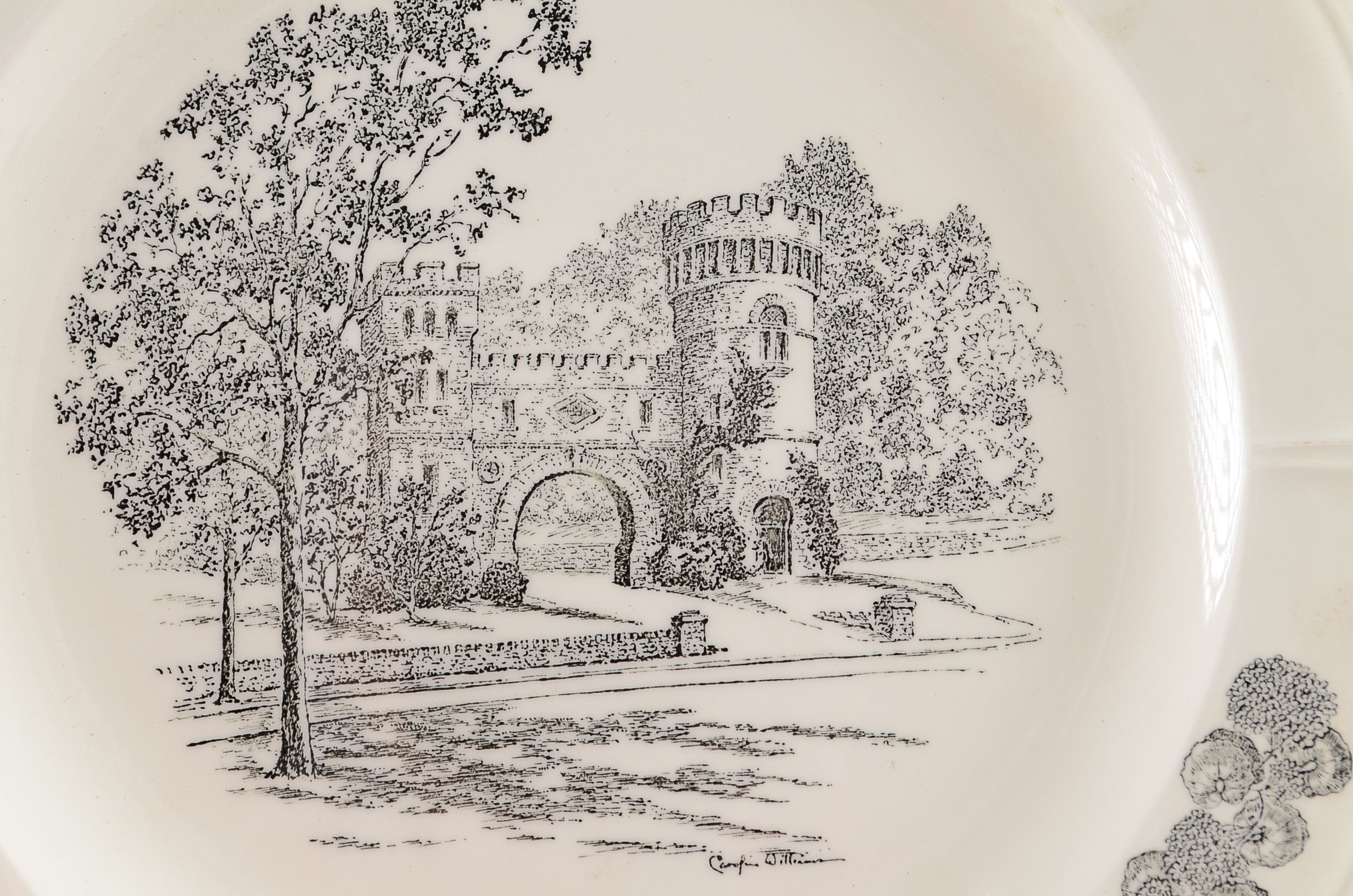 Assortment of Limited Edition Cincinnati Landmark Plates