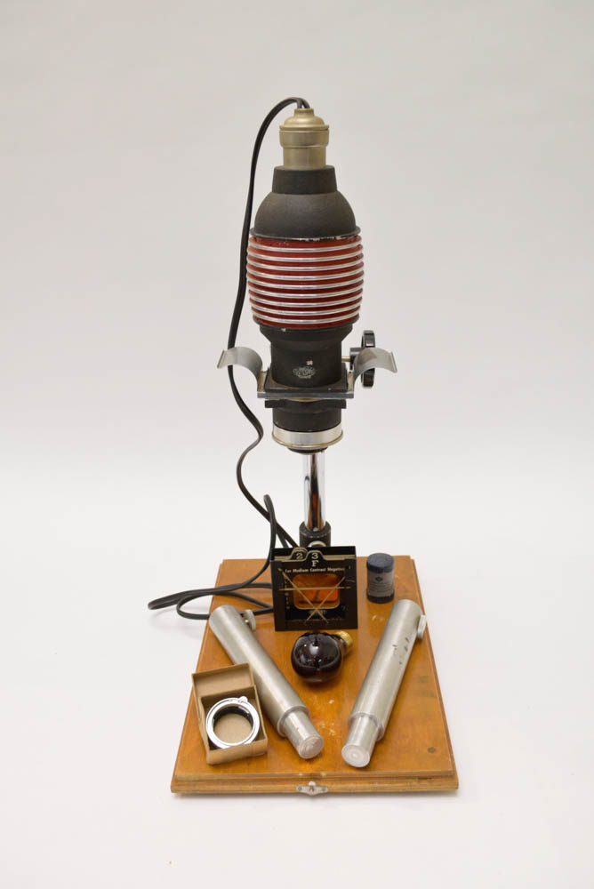 Vintage "Gnome" 35mm Portable Photograph Enlarger