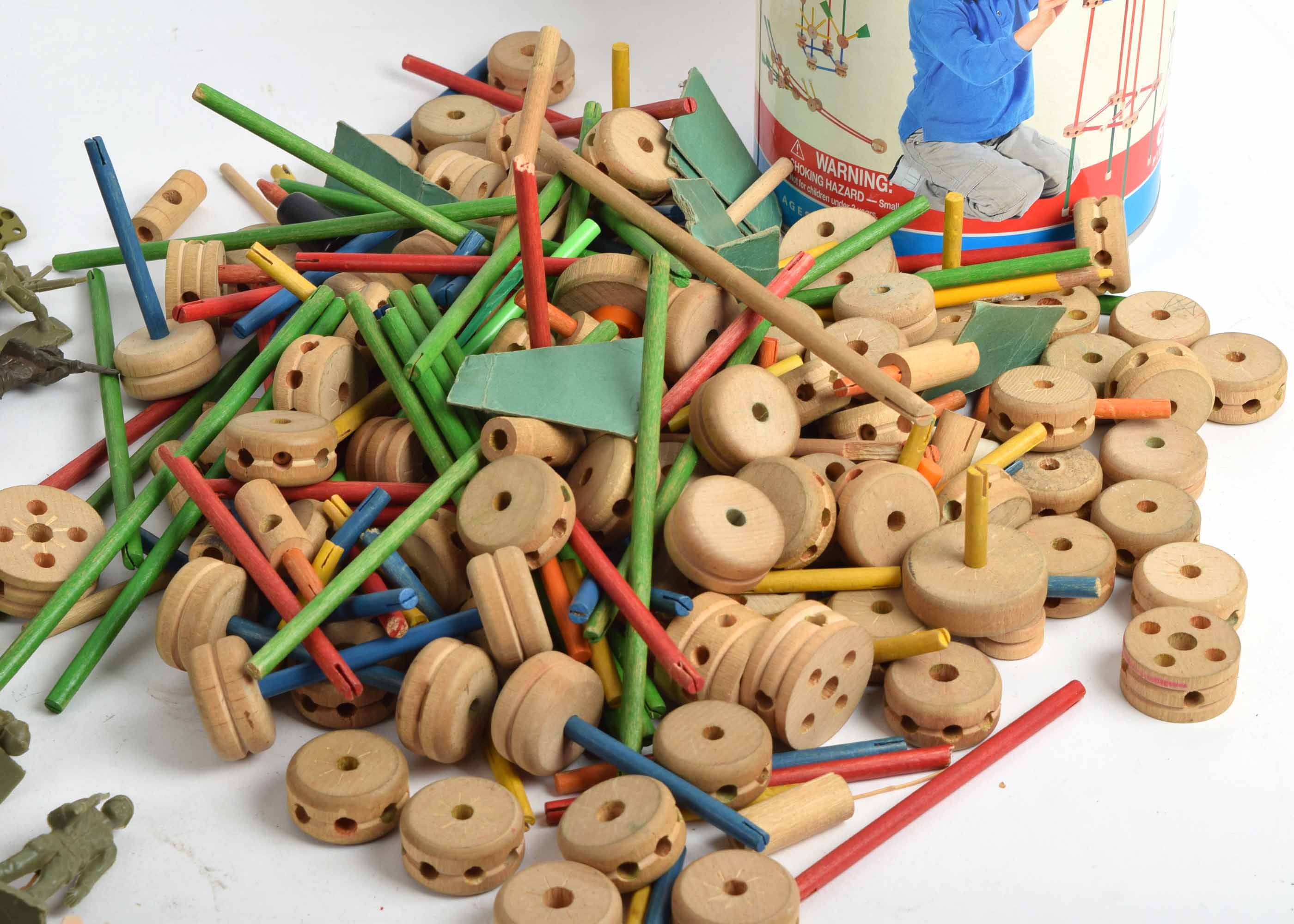 Vintage Tinker Toys and Toy Soldiers