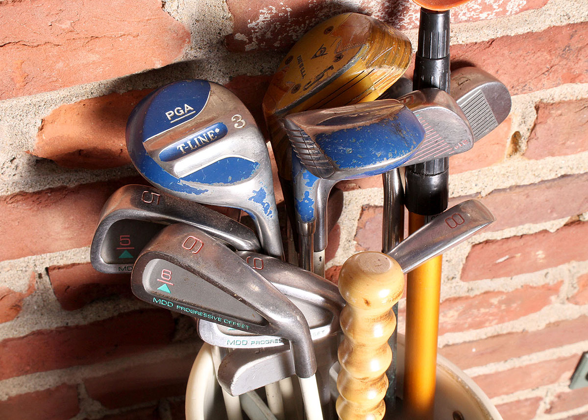 Women's Vintage Golf Bag and Clubs Set