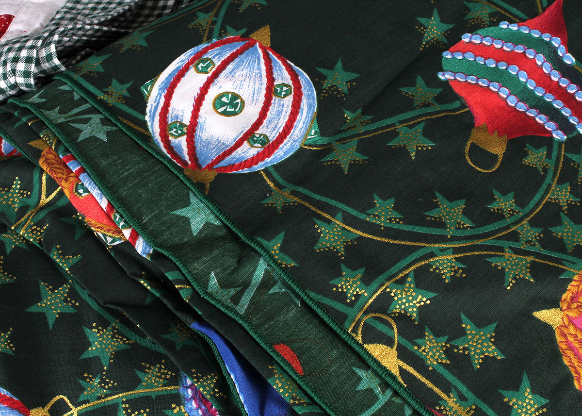 Christmas Tablecloth Collection