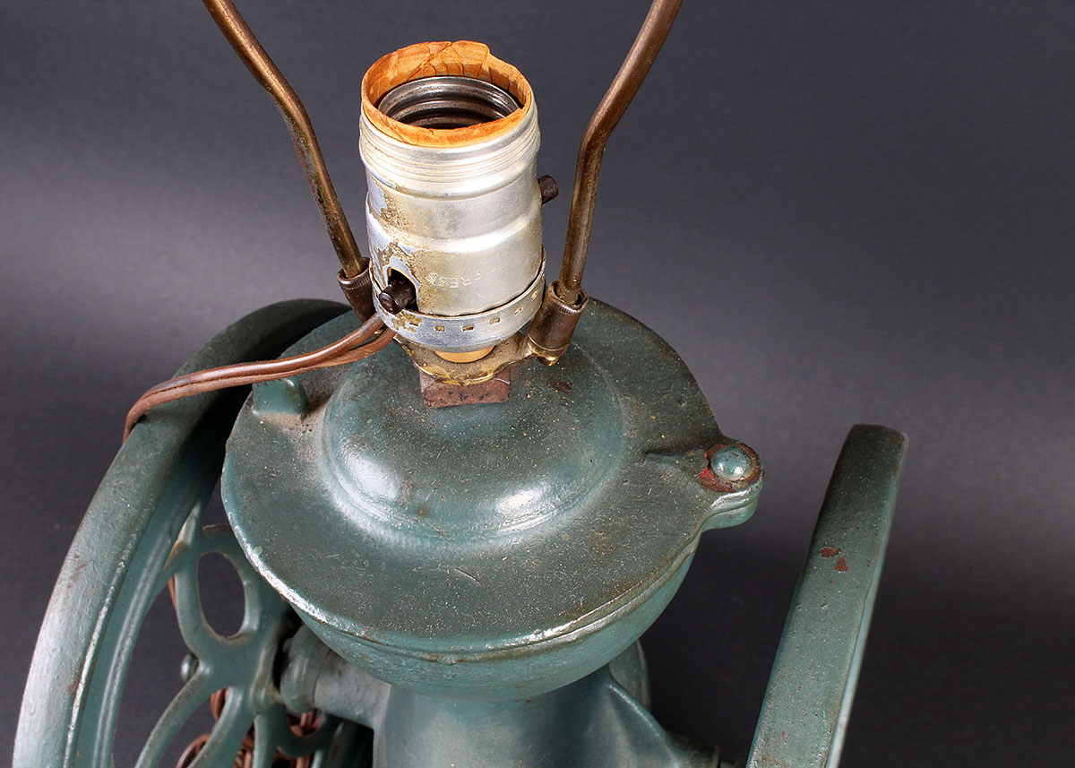 Cast Iron Grinder Lamp