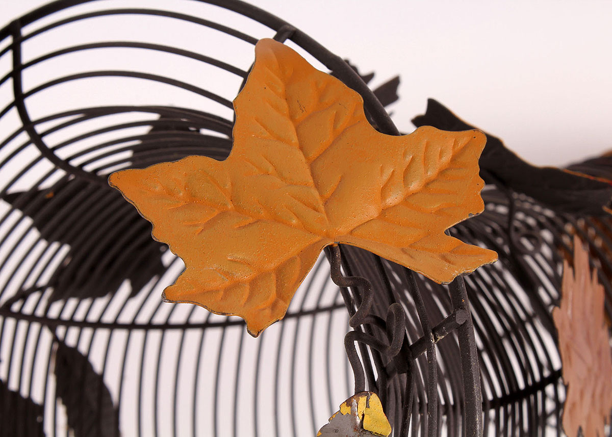 Metal Wire Baskets and Decor