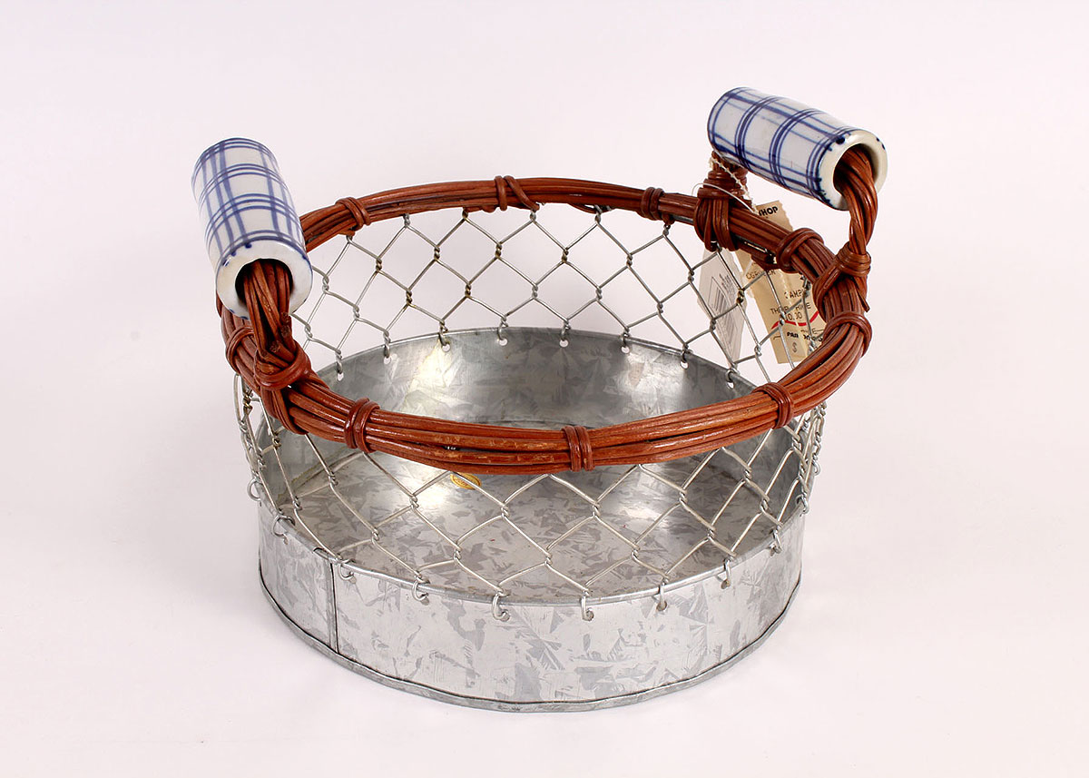 Metal Wire Baskets and Decor