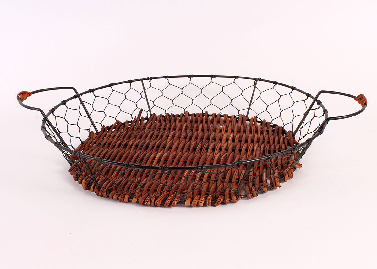 Metal Wire Baskets and Decor