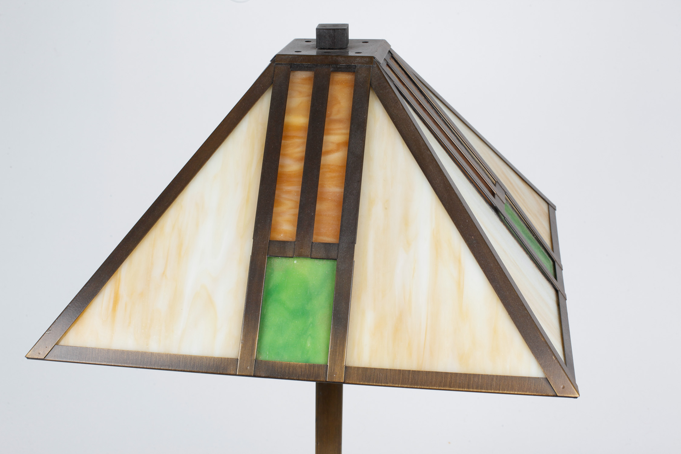 Arts and Crafts Movement Stained Glass Table Lamp