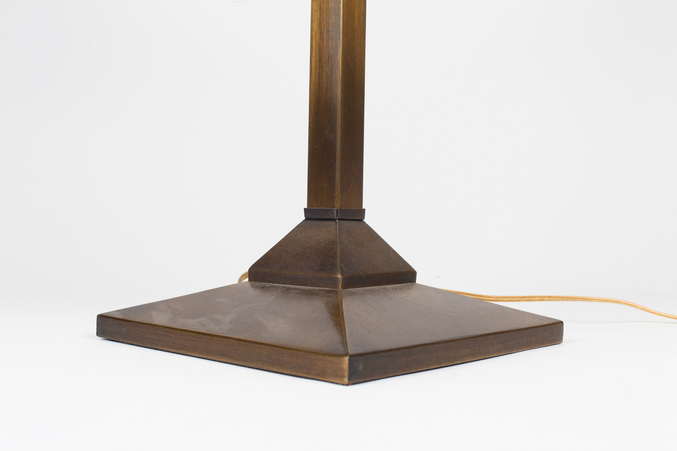 Arts and Crafts Movement Stained Glass Table Lamp