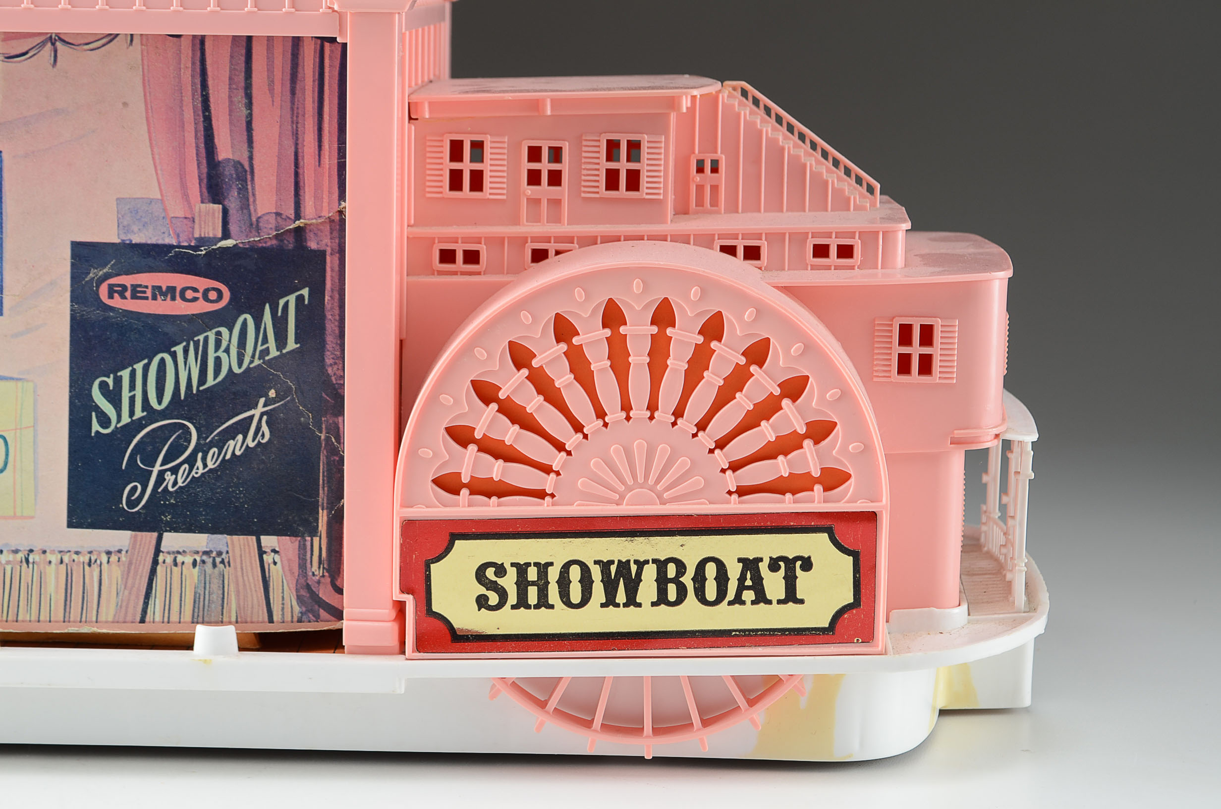 1960 Remco Showboat Play Set
