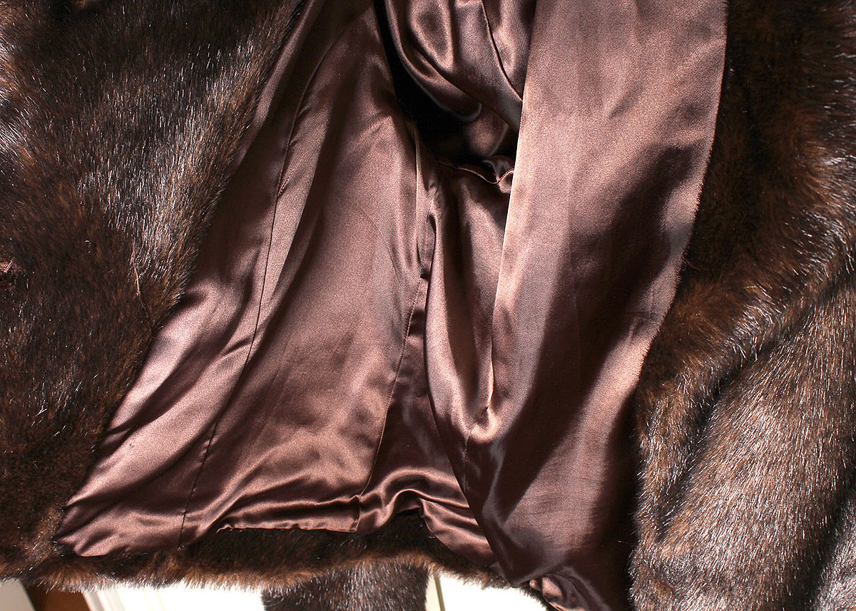 Women's Vintage Faux Fur Pair