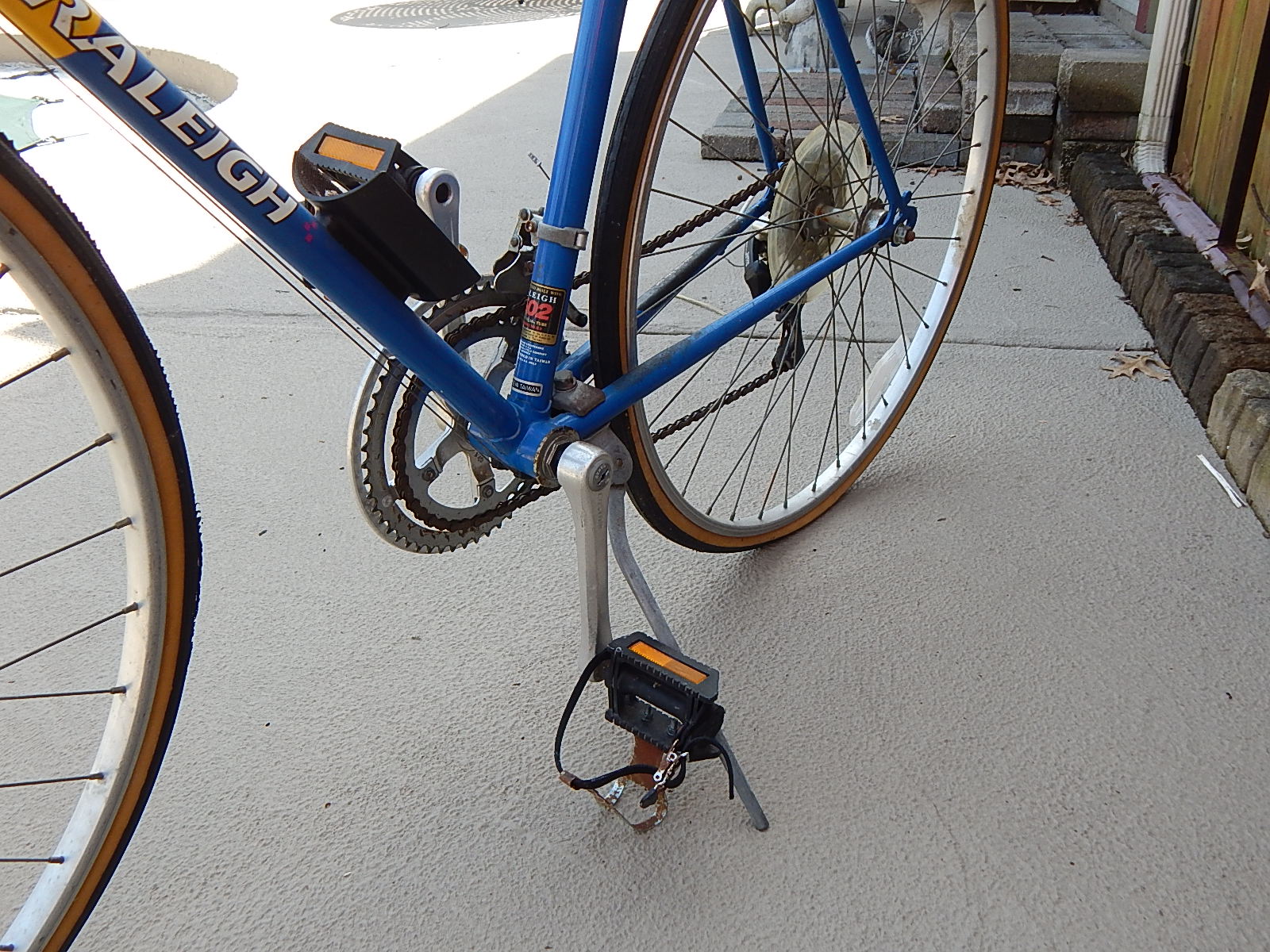 27" Raleigh 'Pursuit' 12 Speed Bicycle