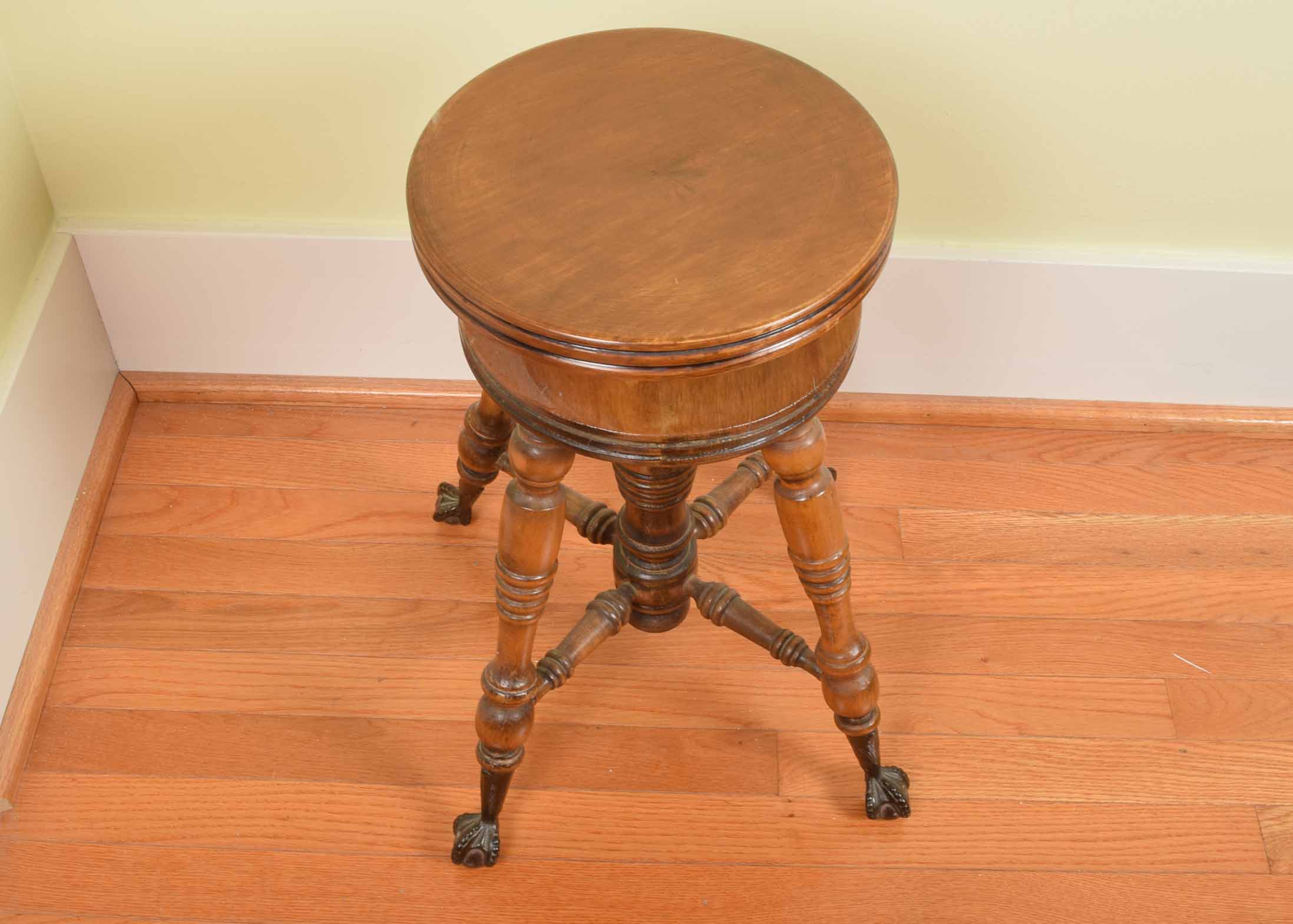 Adjustable Walnut Piano Stool