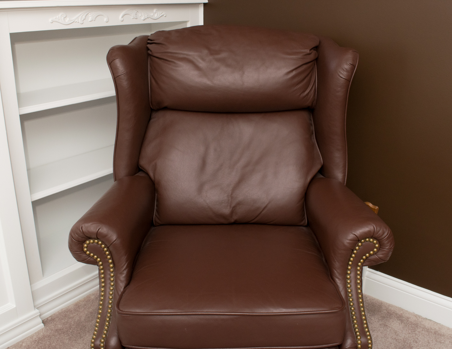 Lane Furniture Brown Leather Wingback Recliner