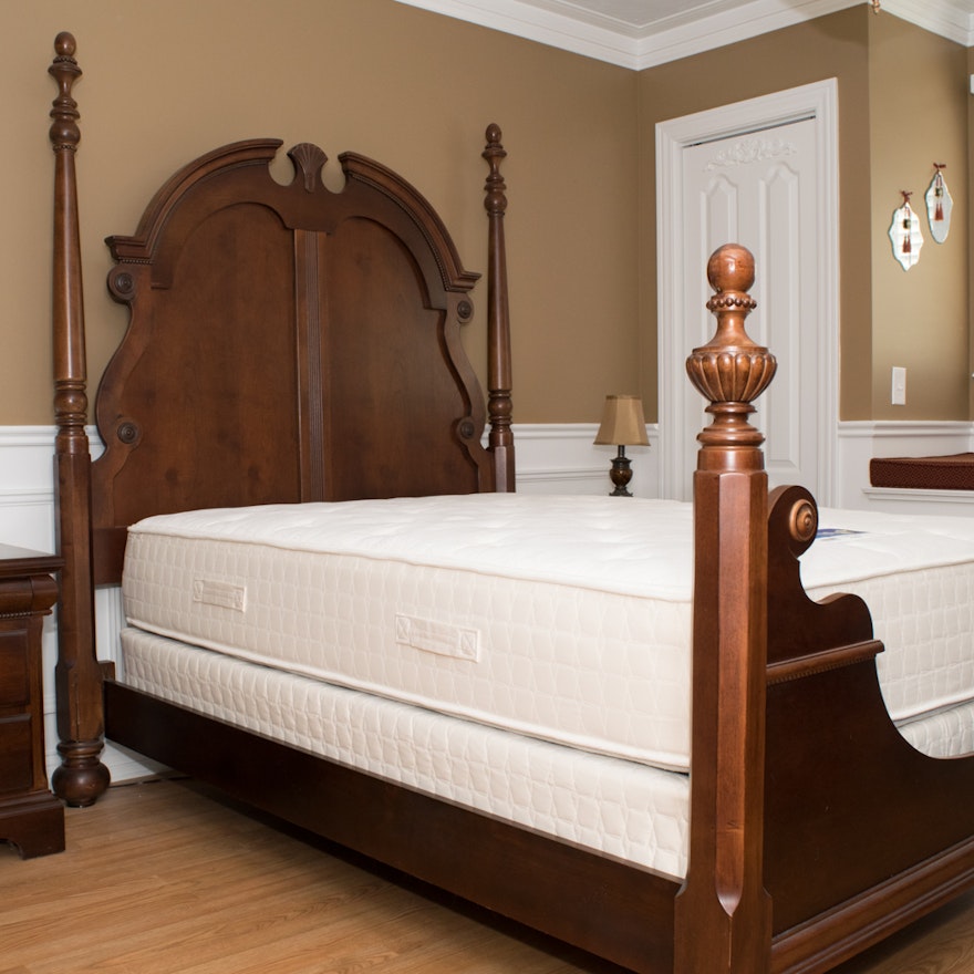 Traditional Full/Queen Bed Frame