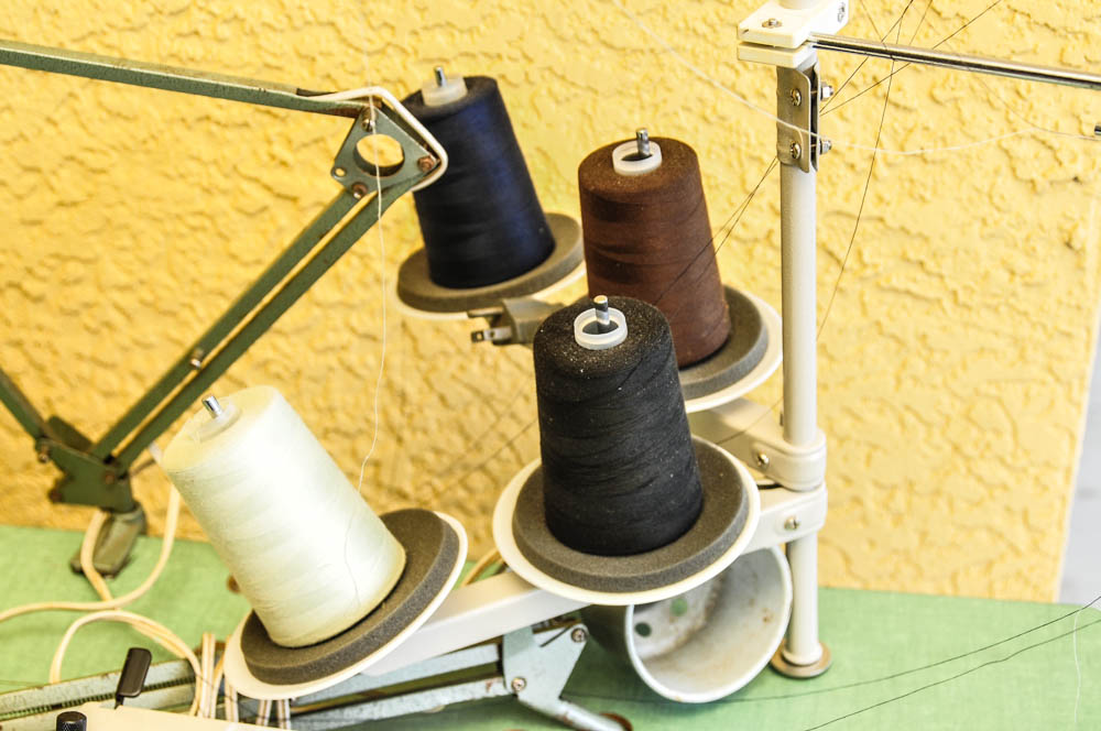 Juki Industrial Serger MO-2512N Class DF6-500