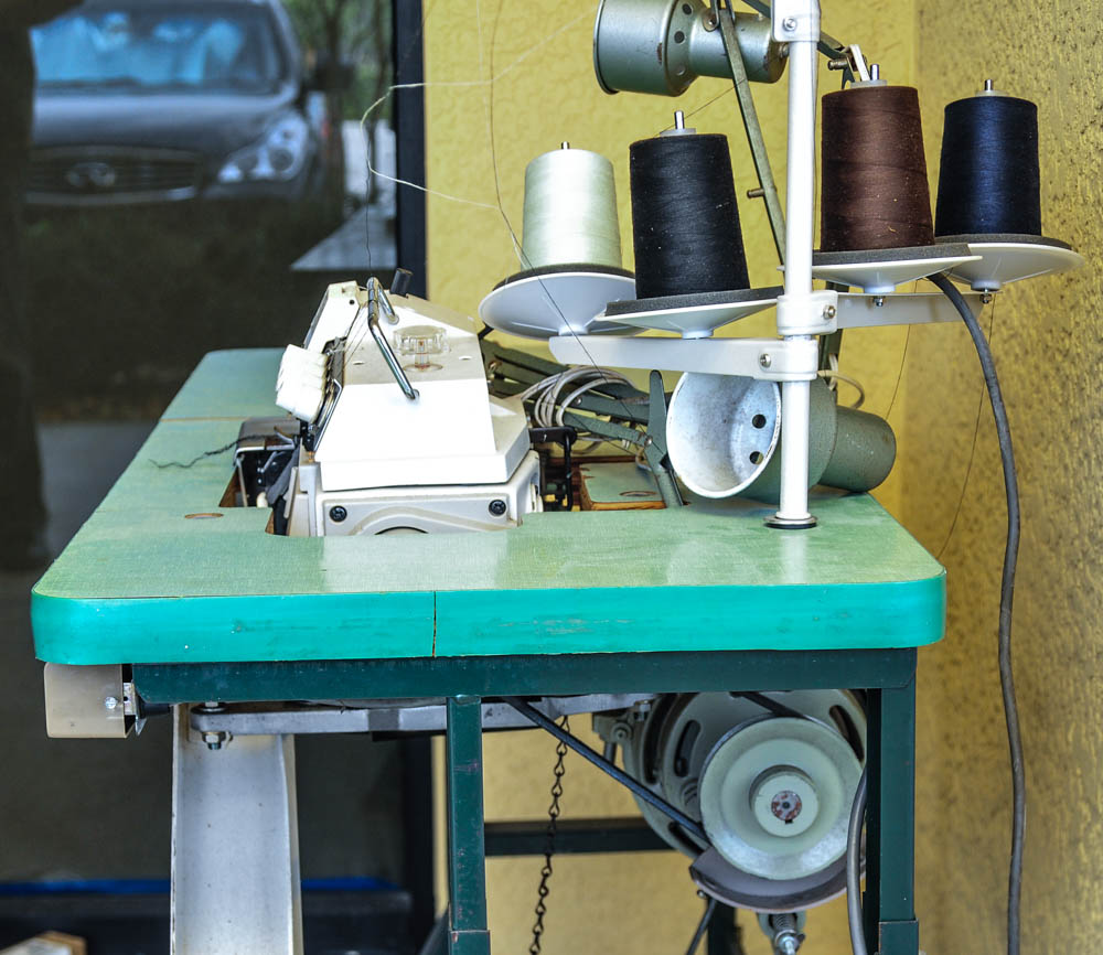 Juki Industrial Serger MO-2512N Class DF6-500