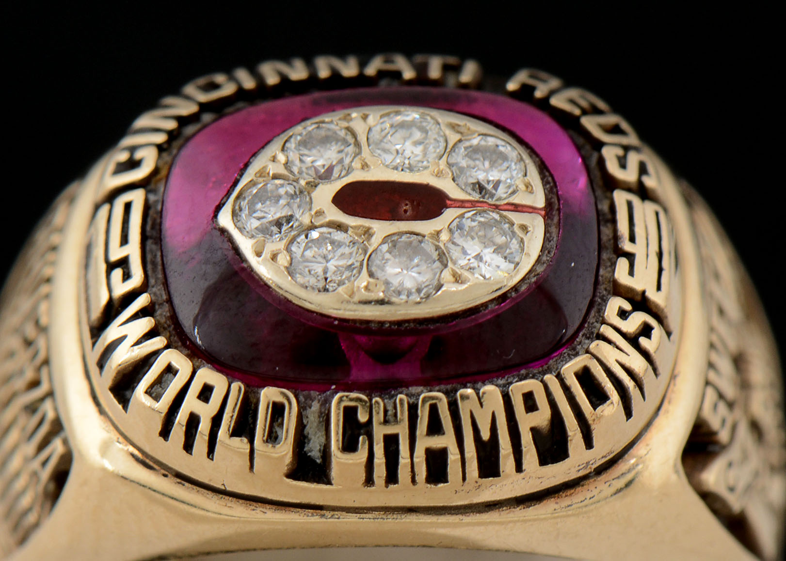 10K Gold with Diamonds 1990 World Series Ring with Original Box