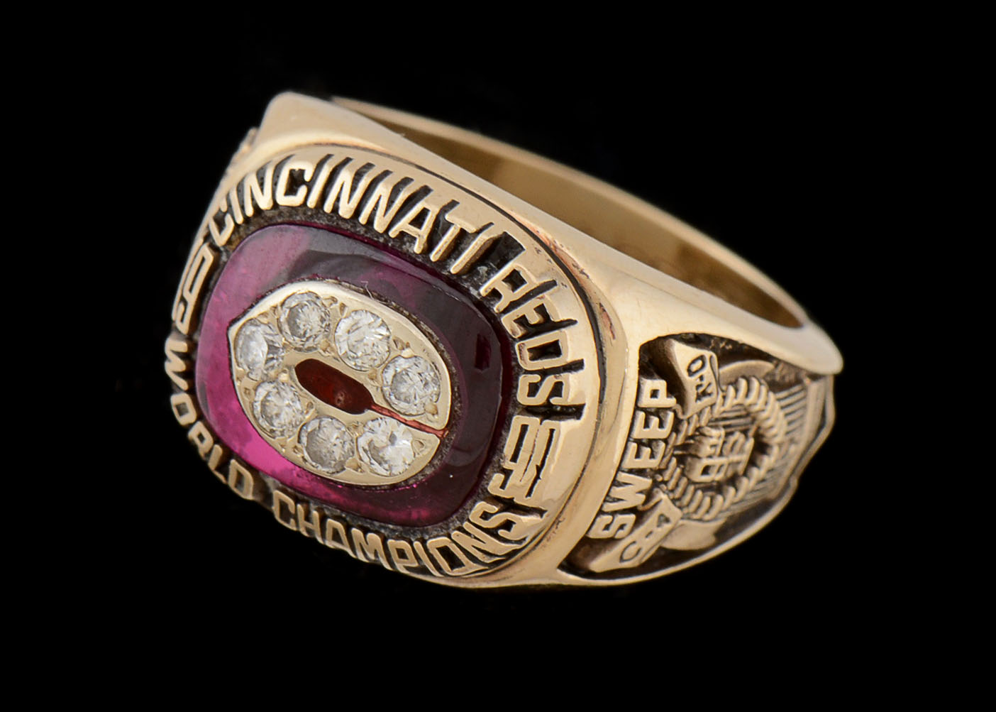 10K Gold with Diamonds 1990 World Series Ring with Original Box