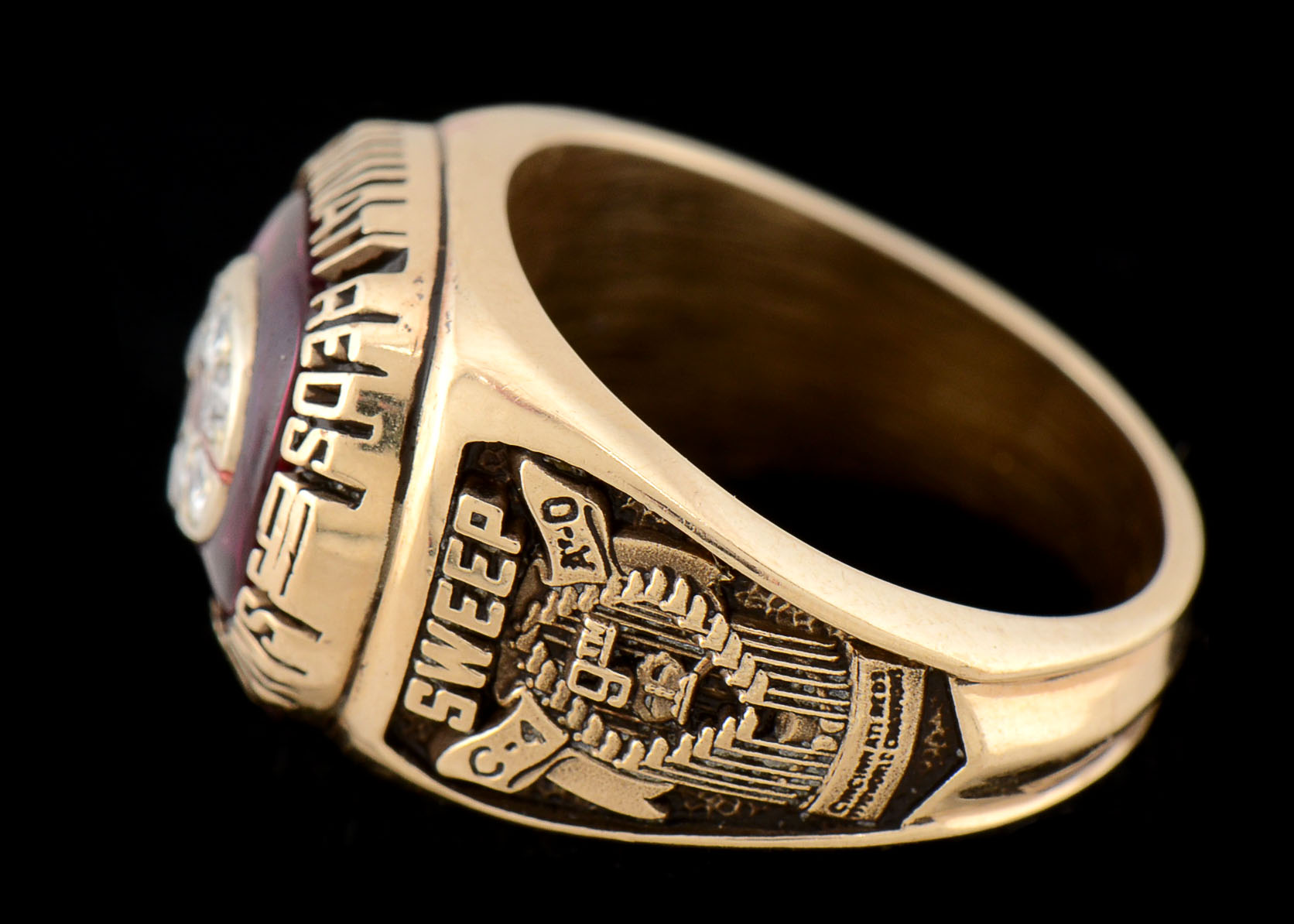 10K Gold with Diamonds 1990 World Series Ring with Original Box