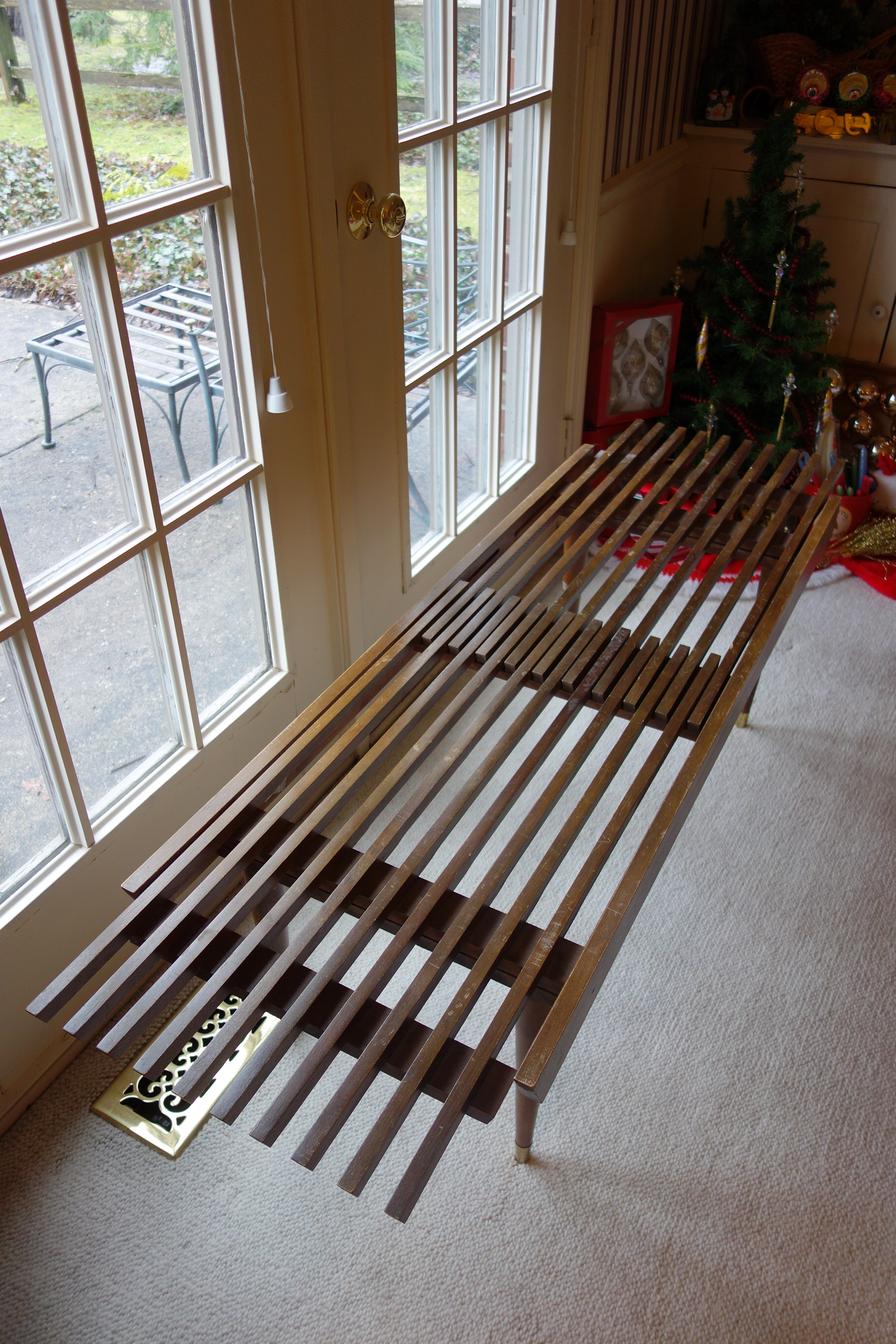 Mid Century Modern Expandable Coffee Table or Bench