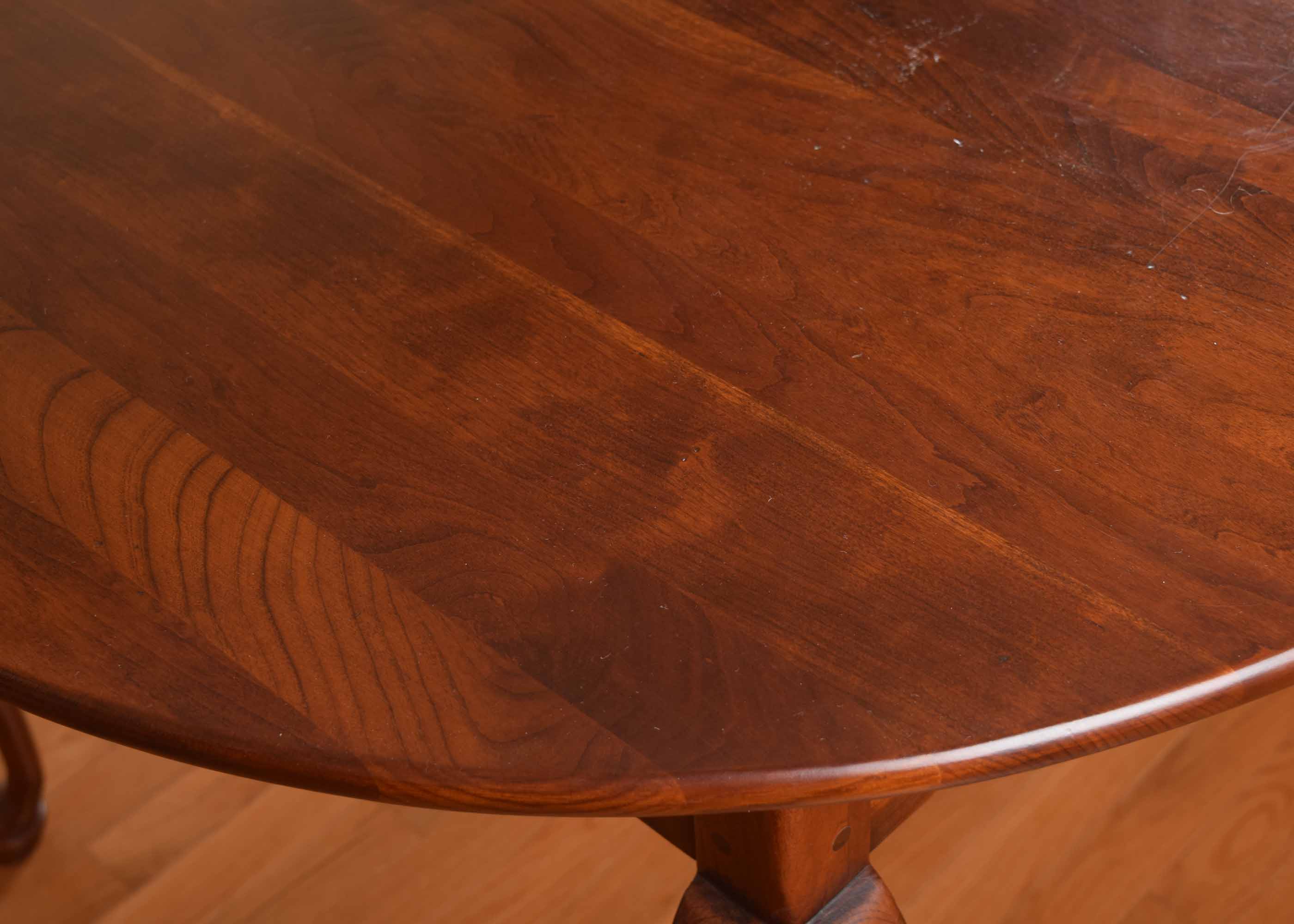 Oval Queen Anne Style Dining Table