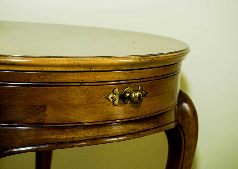 John Widdicomb Walnut End Table with Star Woodgrain Pattern