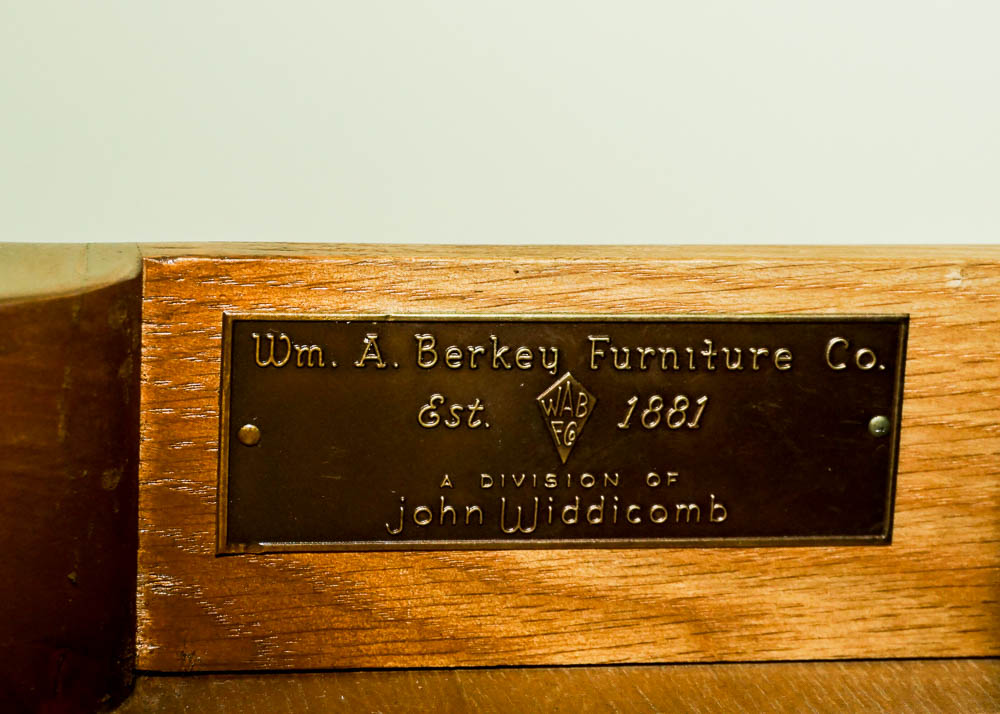 John Widdicomb Walnut End Table with Star Woodgrain Pattern