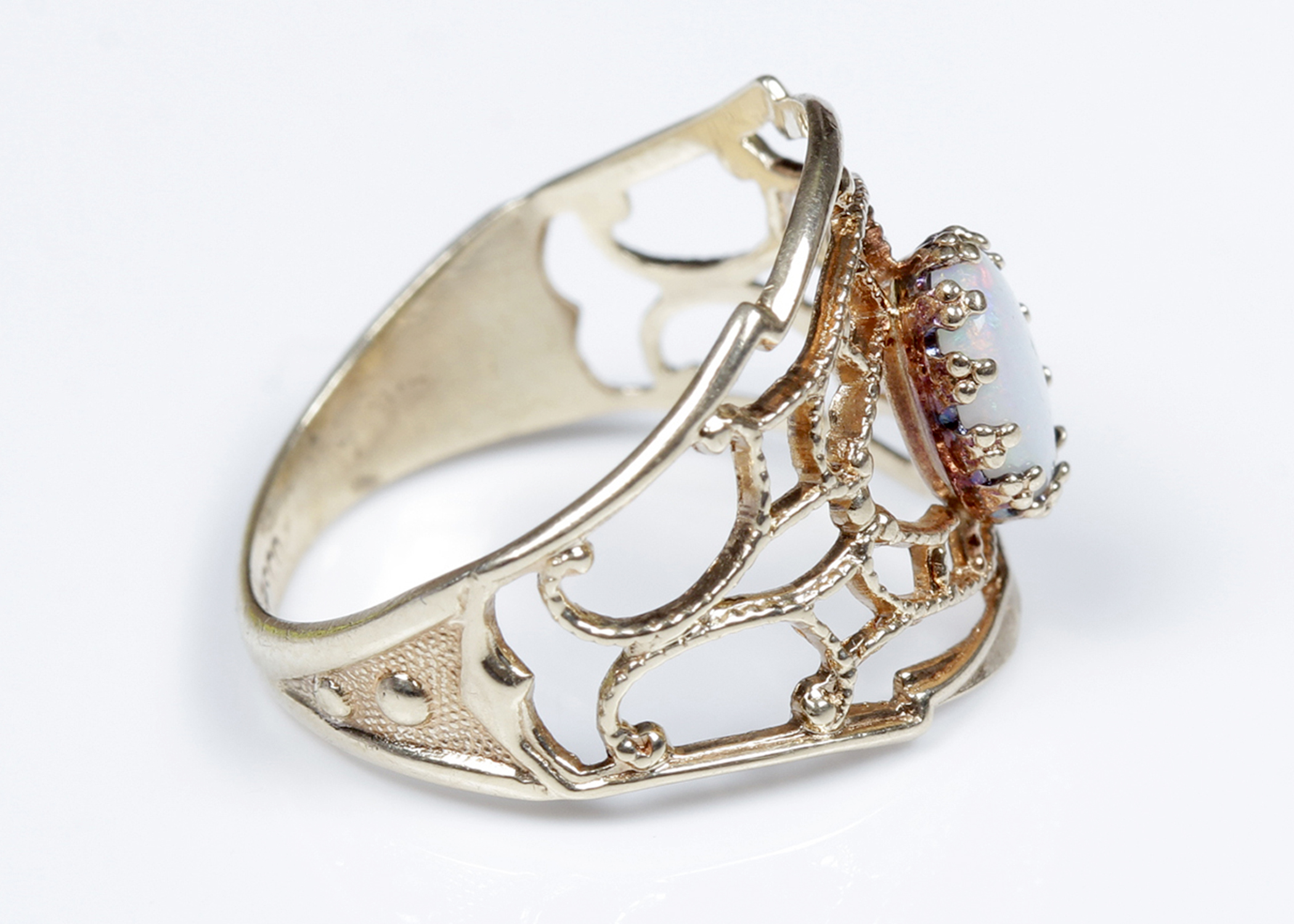 10K Yellow Gold Opal Ring