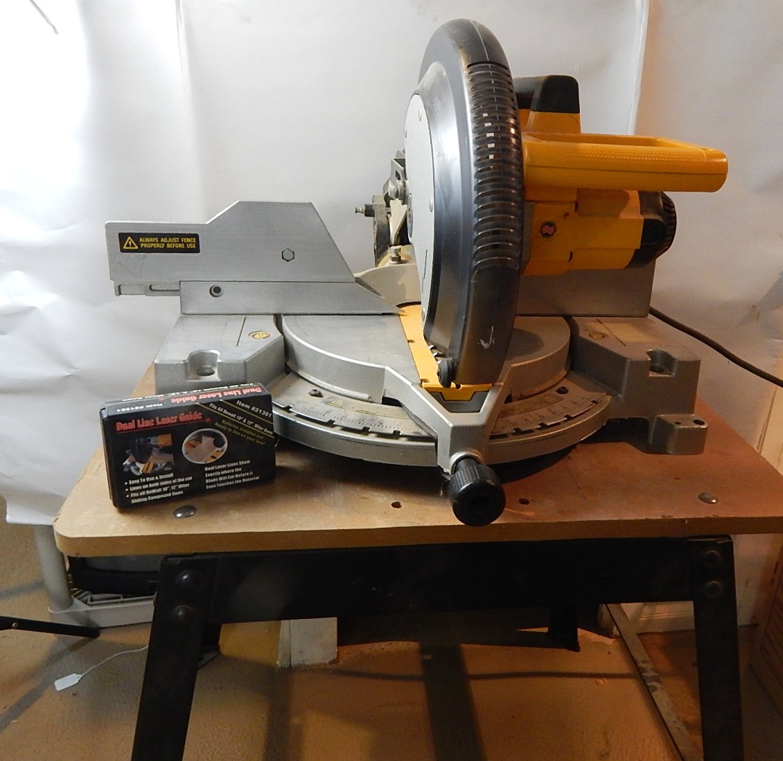 Dewalt DW703 Miter Saw and Work Bench EBTH