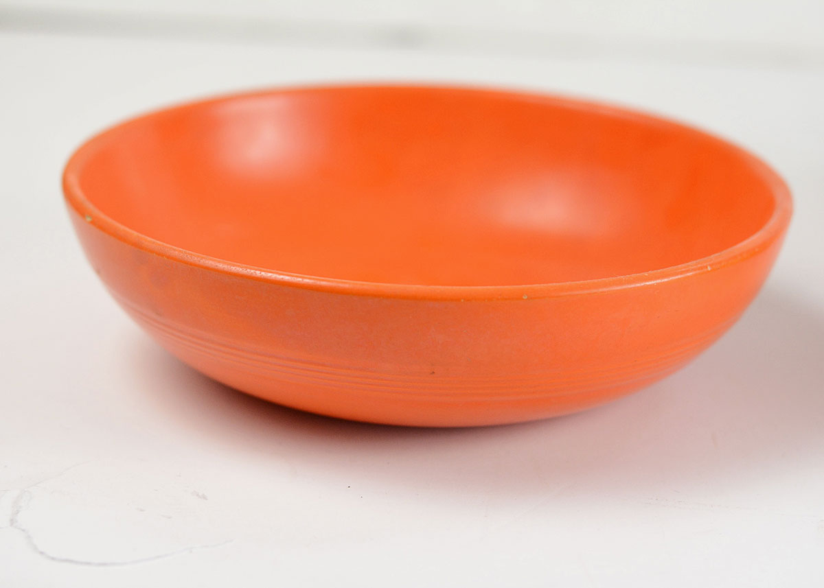 Harlequin Radioactive Red Dishware