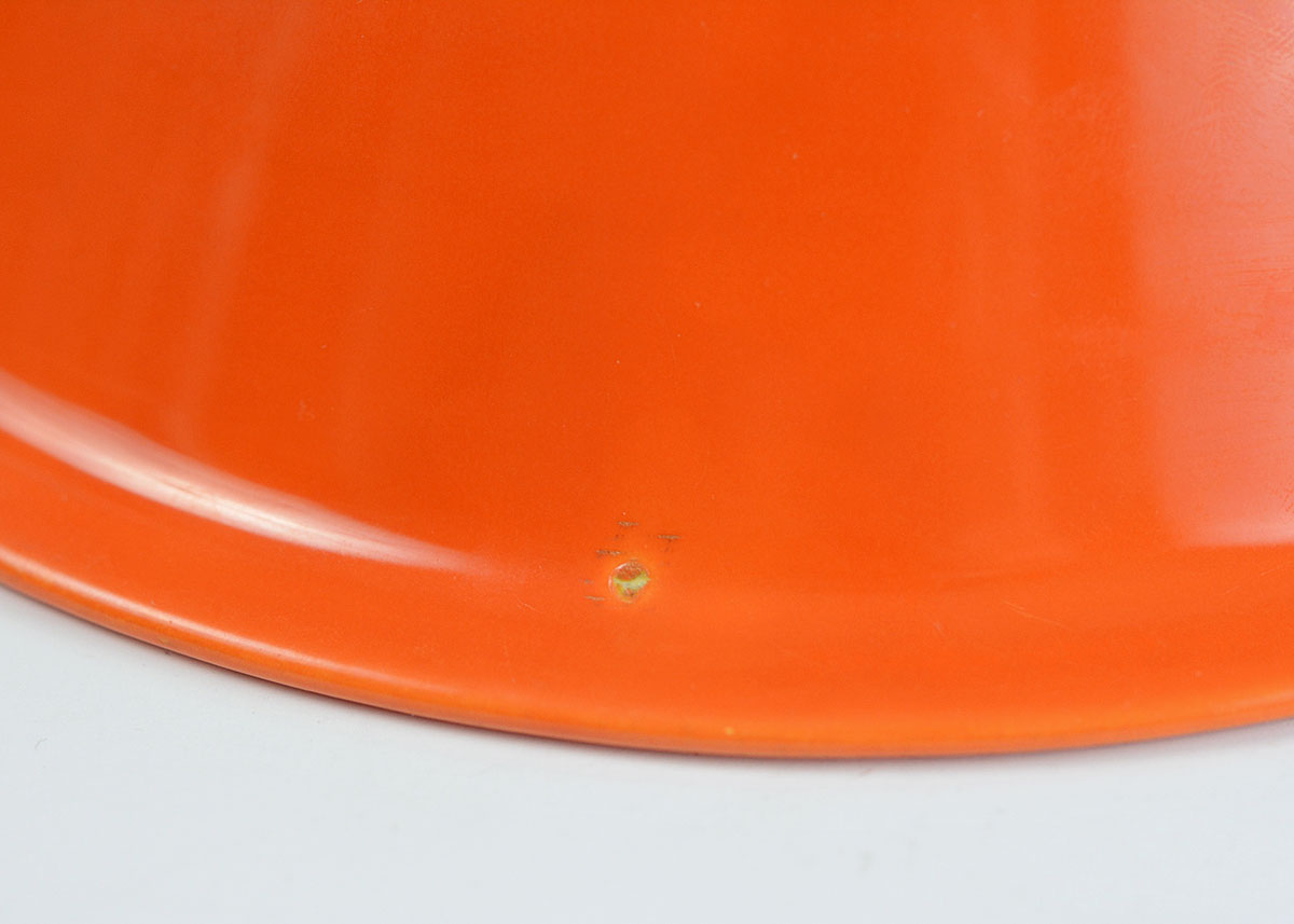 Harlequin Radioactive Red Dishware