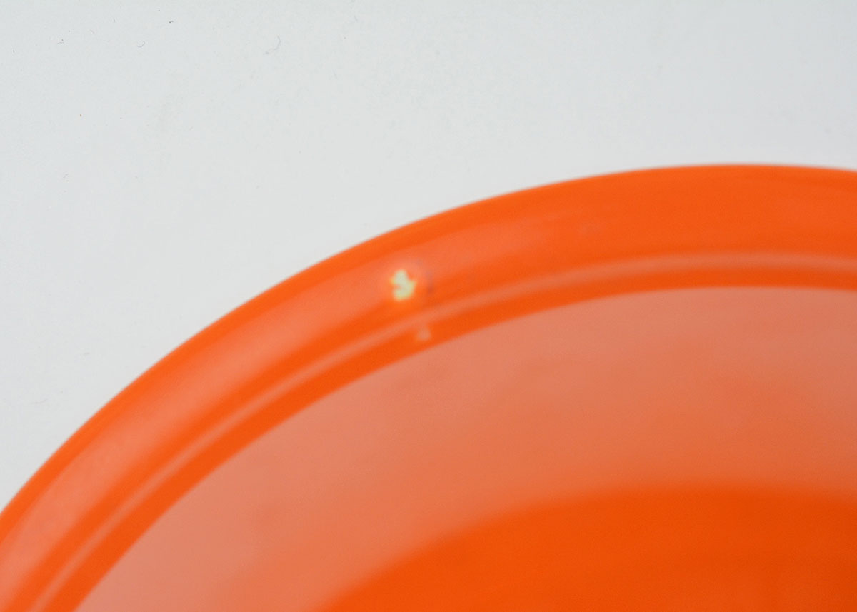 Harlequin Radioactive Red Dishware