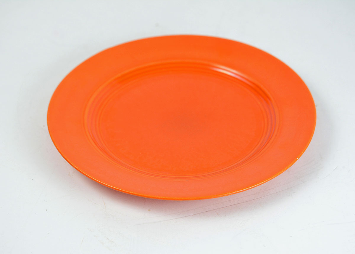 Harlequin Radioactive Red Dishware