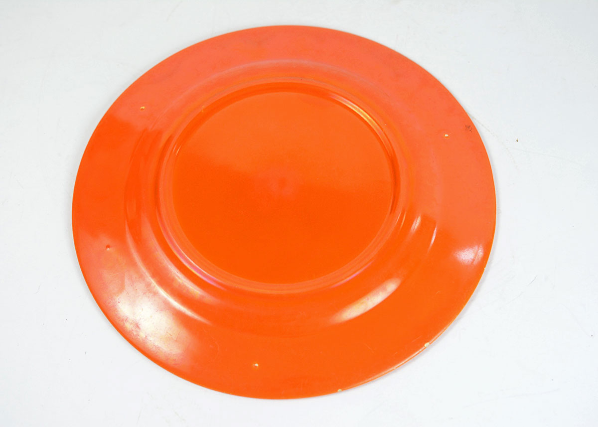 Harlequin Radioactive Red Dishware