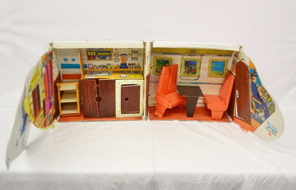 1960s Barbie & Skipper Deluxe House & 1972 Barbie Friend Ship
