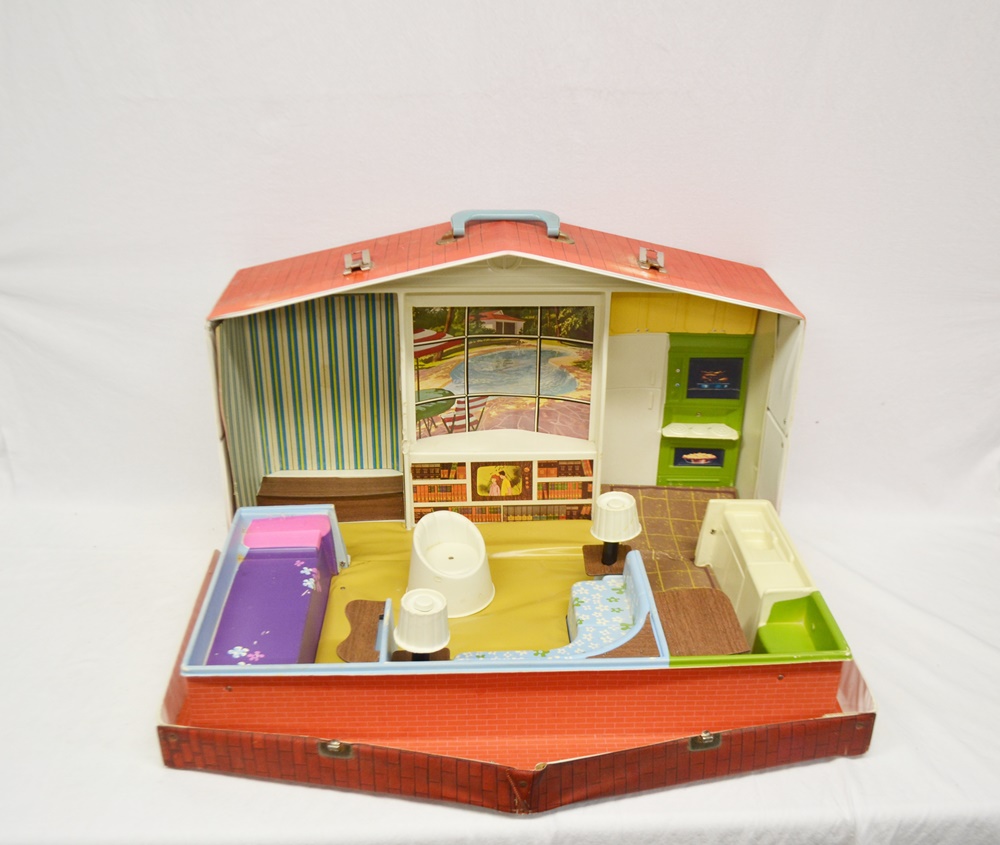 1960s Barbie & Skipper Deluxe House & 1972 Barbie Friend Ship