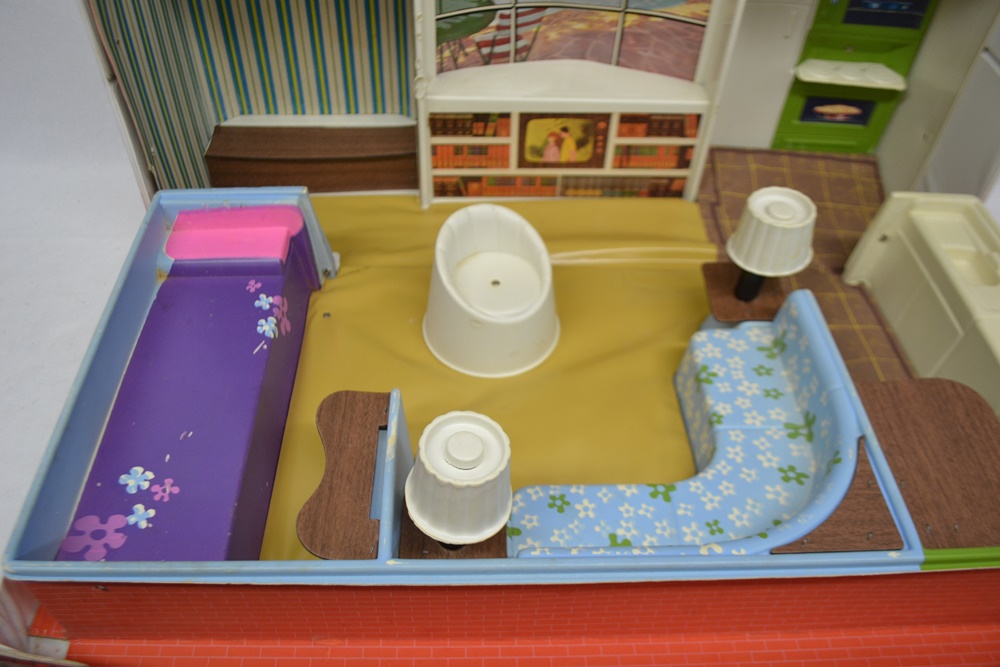 1960s Barbie & Skipper Deluxe House & 1972 Barbie Friend Ship