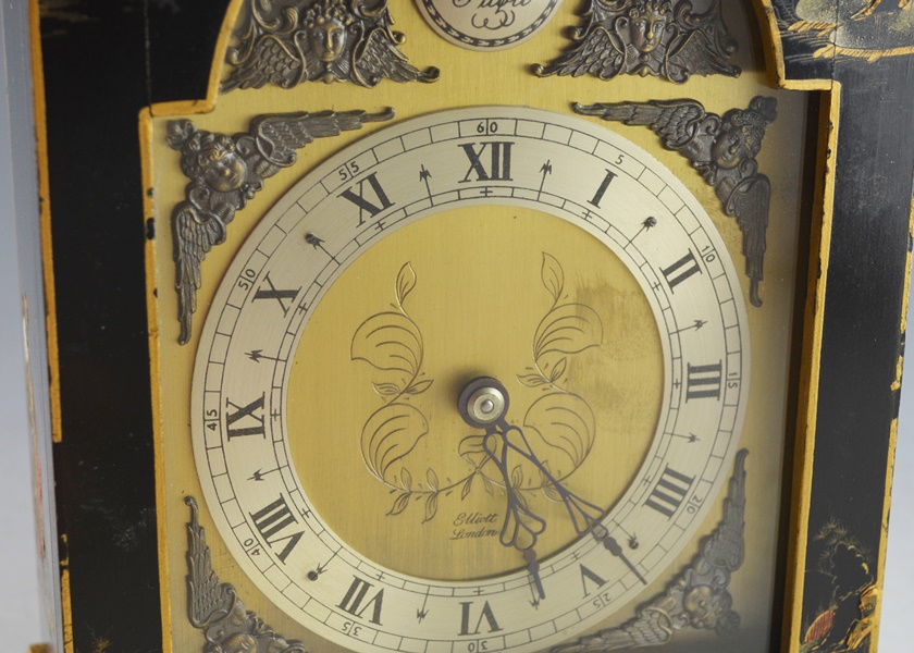 Elliott of London "Tempus Fugit" Bracket Clock