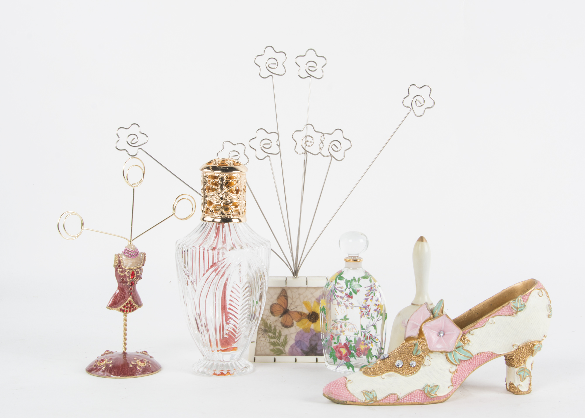 Collection of Vintage Feminine Decor