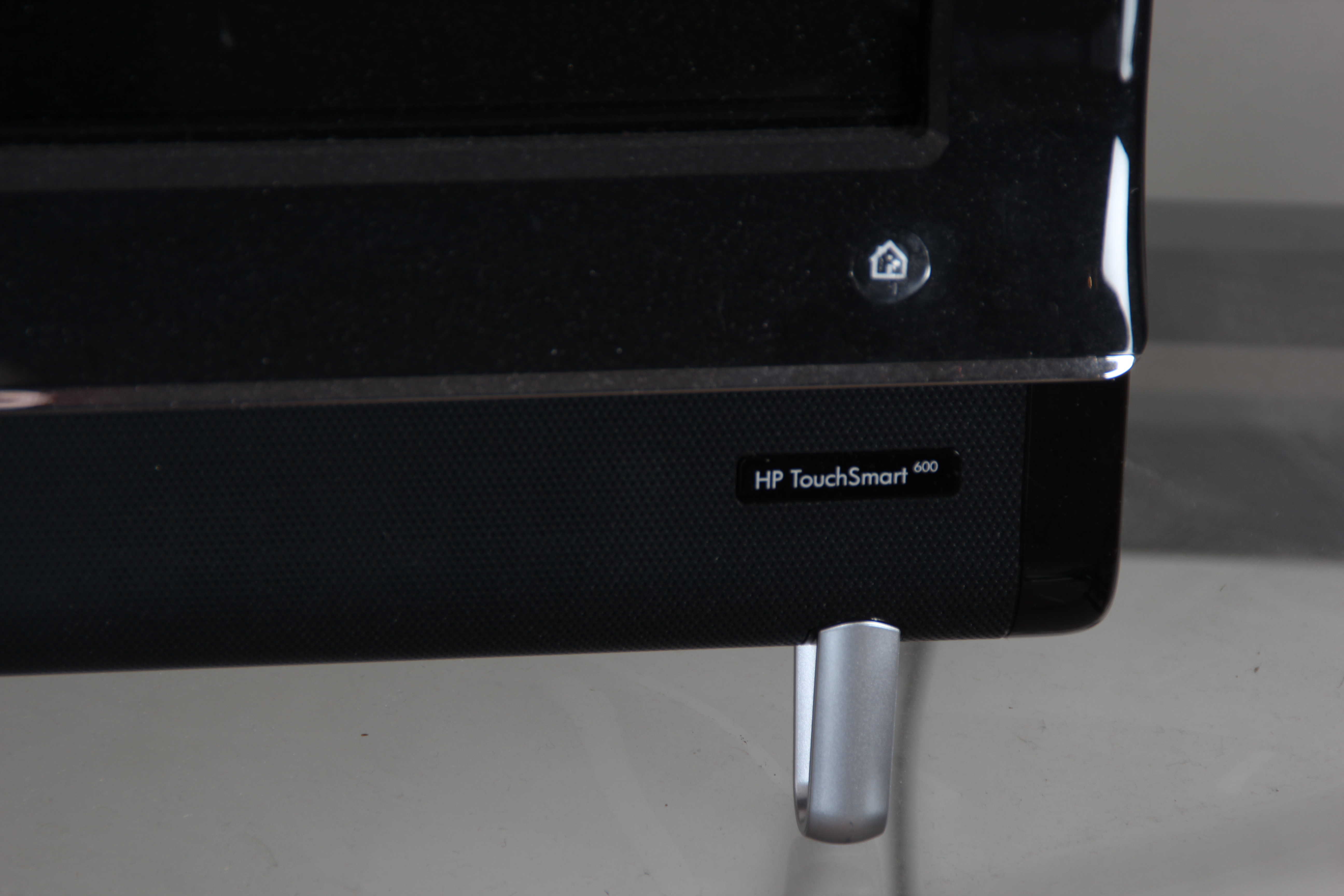 HP Touchsmart 600 Desktop Computer