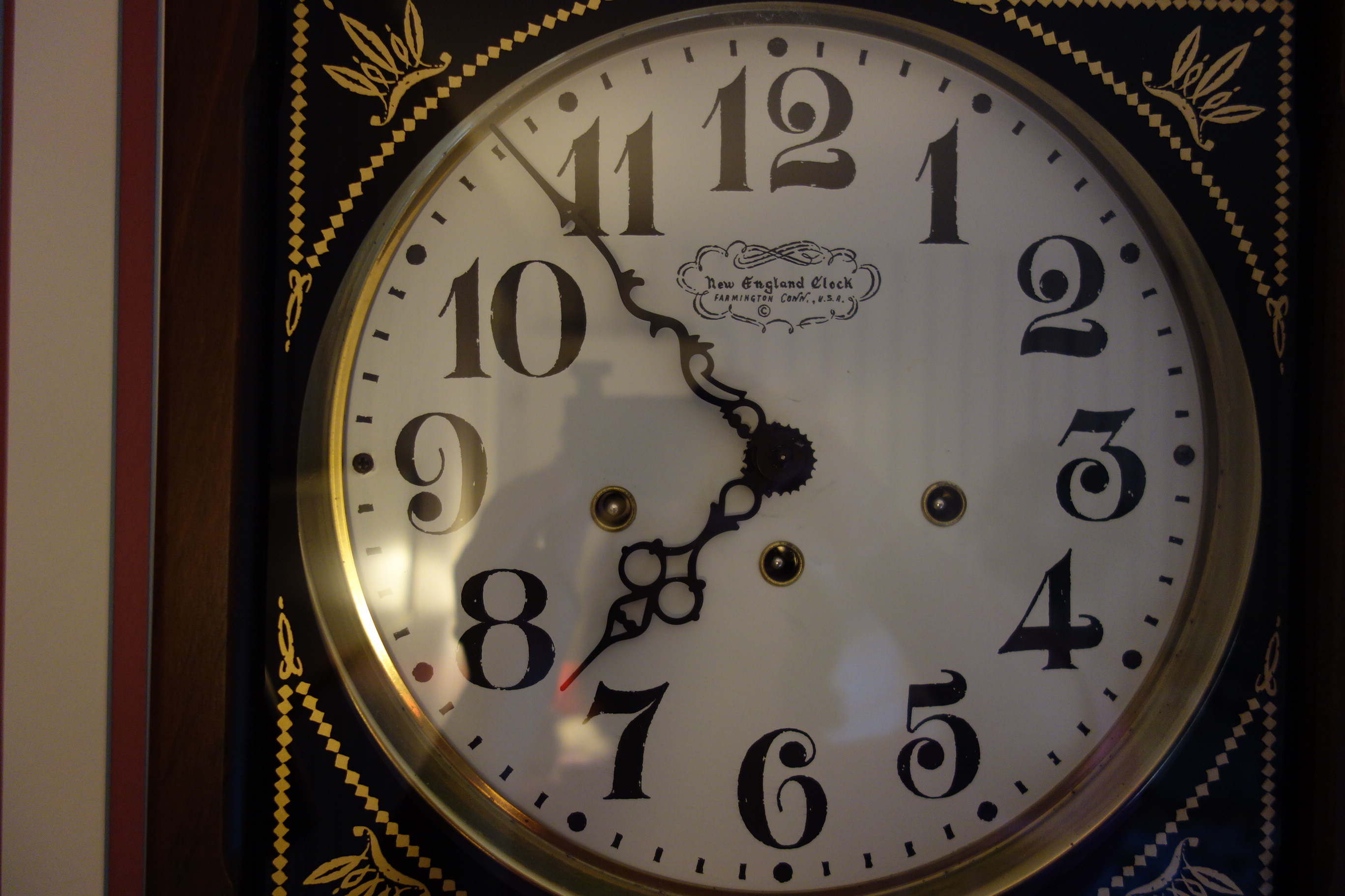 Vintage New England Eight Day Pendulum Wall Clock