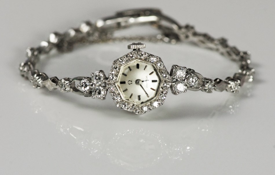 Elegant Vintage 14K White Gold and Diamond Omega Ladies Watch