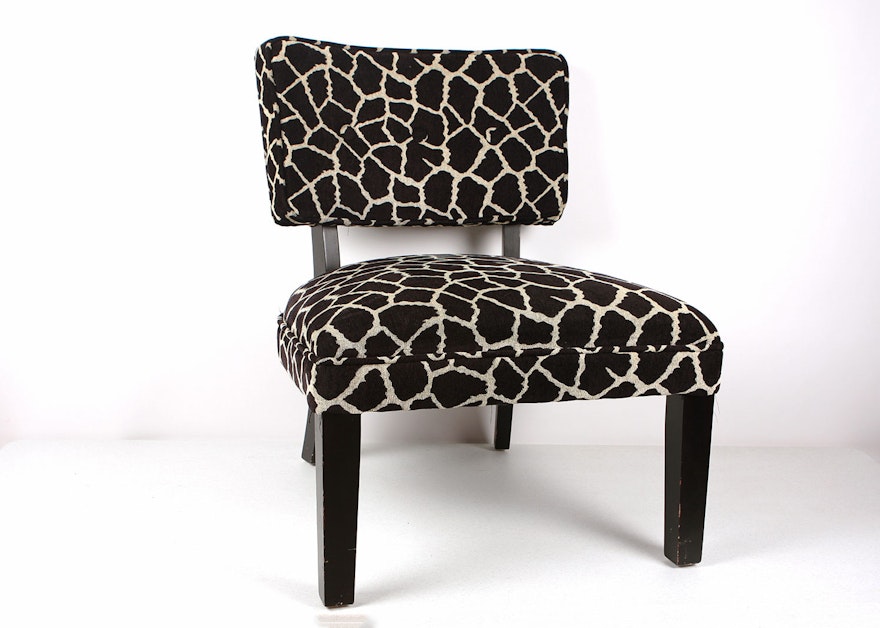 Black and White Giraffe Print Upholstered Accent Chair