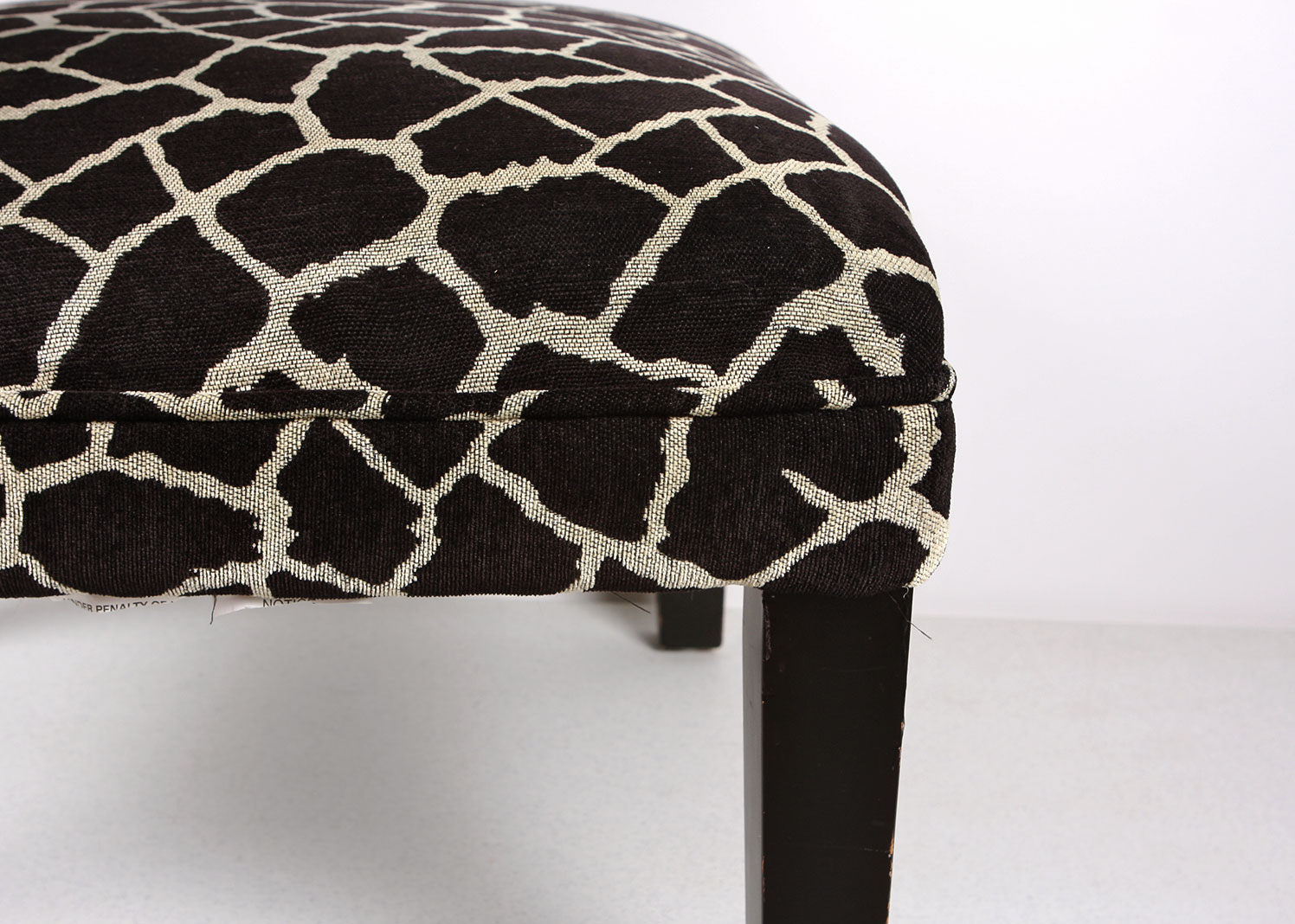 Black and White Giraffe Print Upholstered Accent Chair