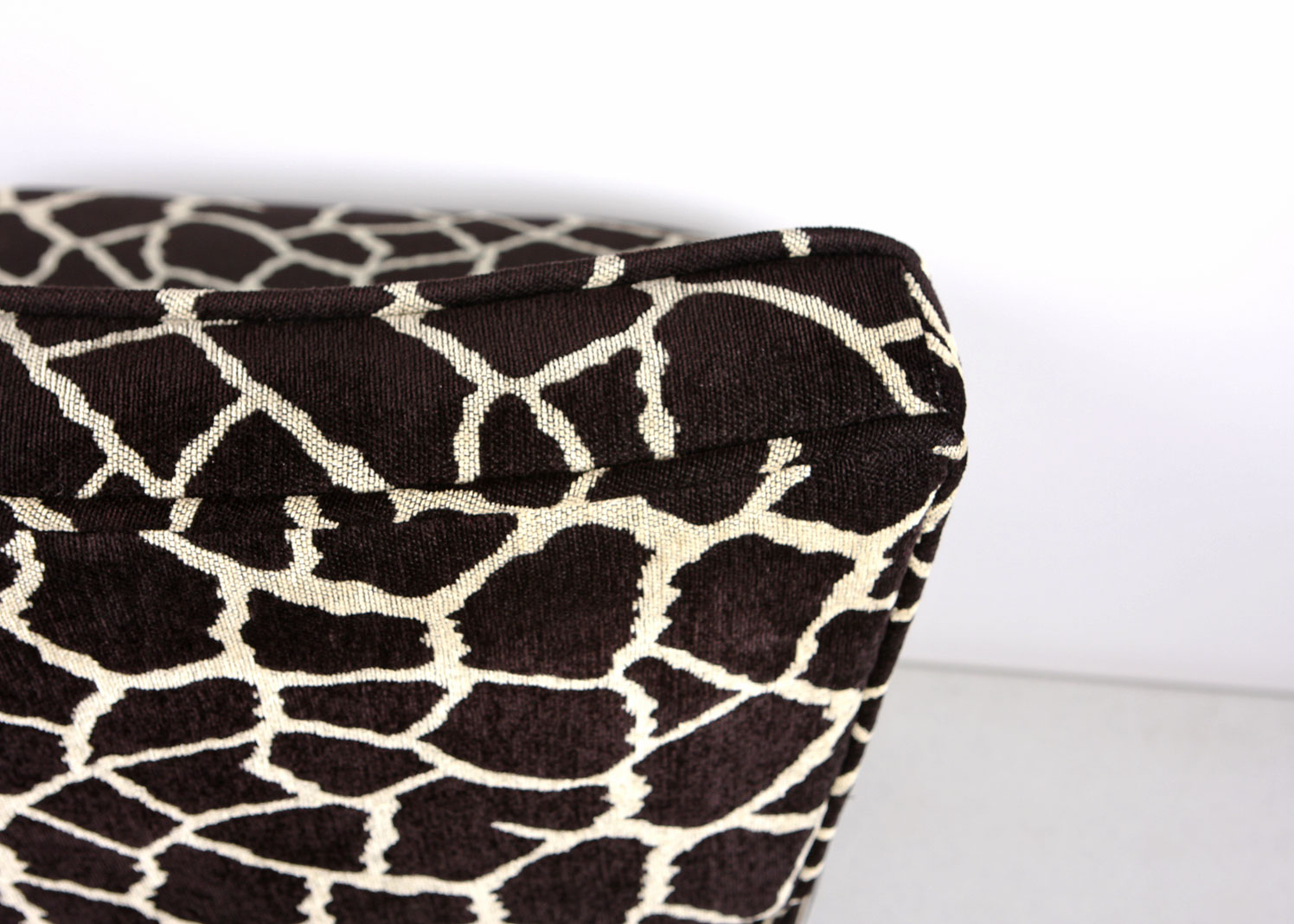 Black and White Giraffe Print Upholstered Accent Chair