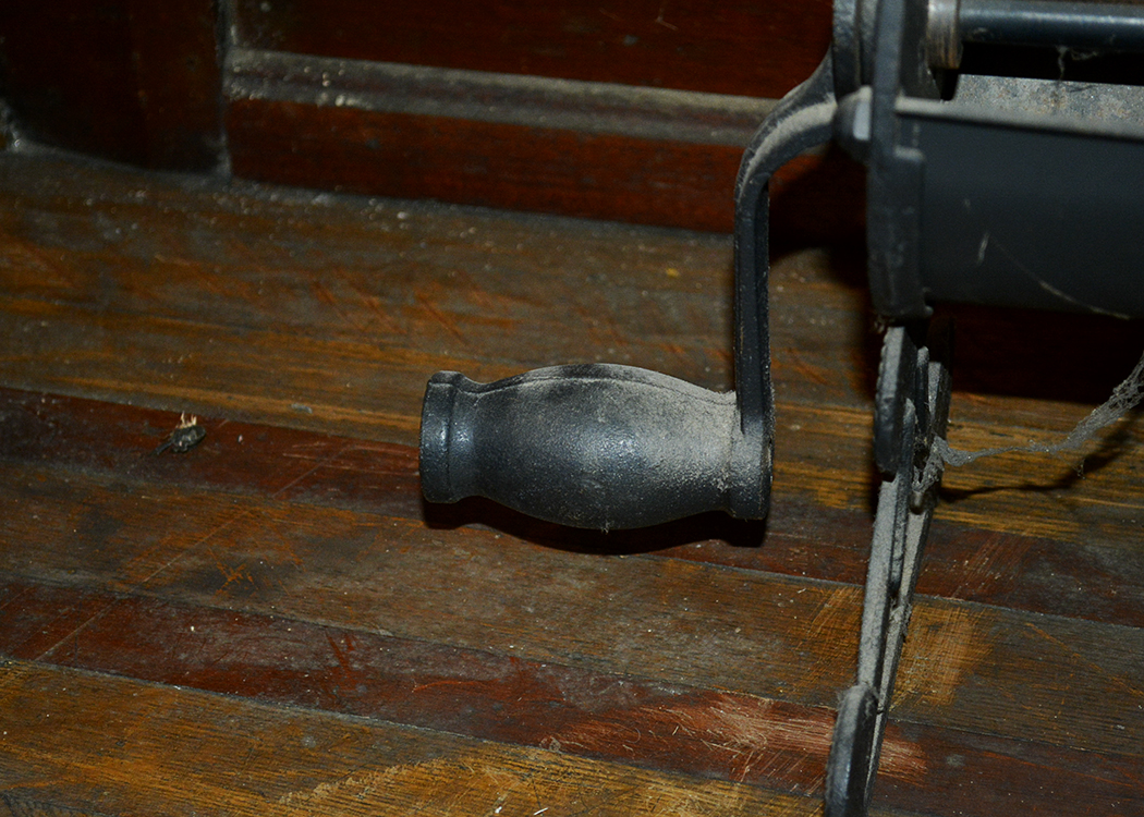 Black Metal Newspaper Log Roller